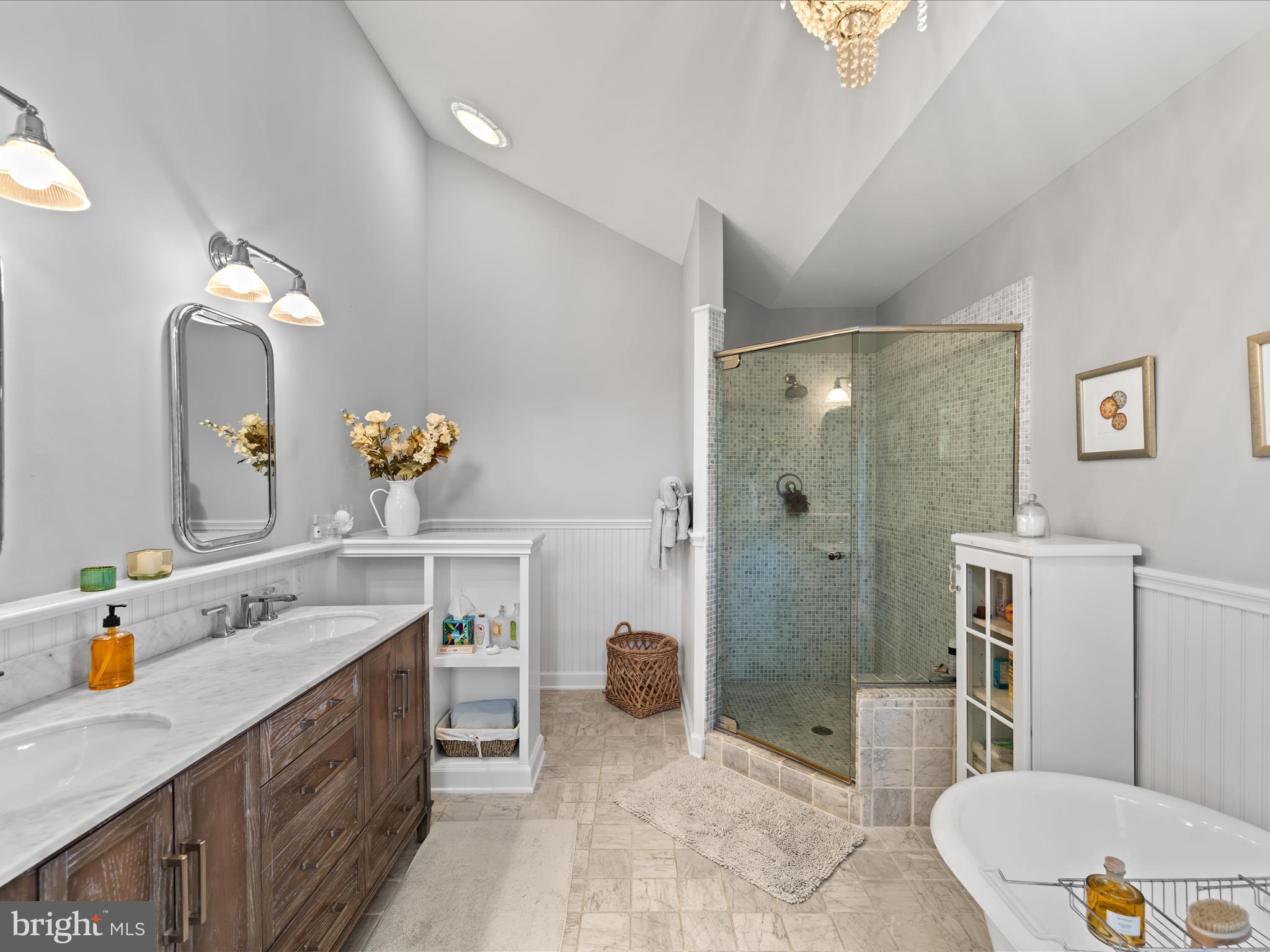 EASTON - Residential