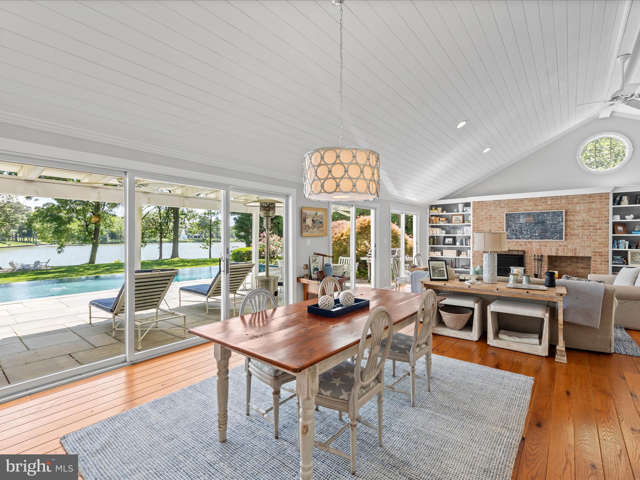 EASTON - Residential