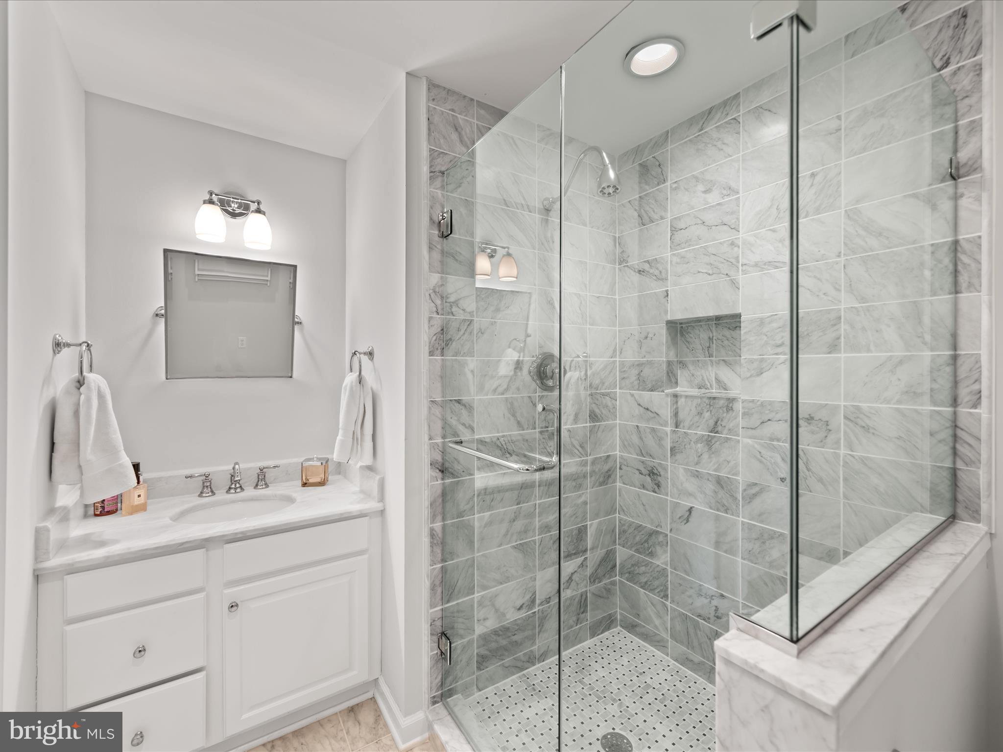 EASTON - Residential