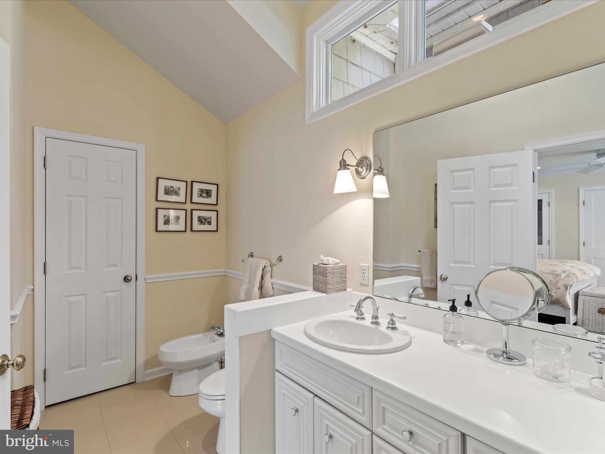 EASTON - Residential