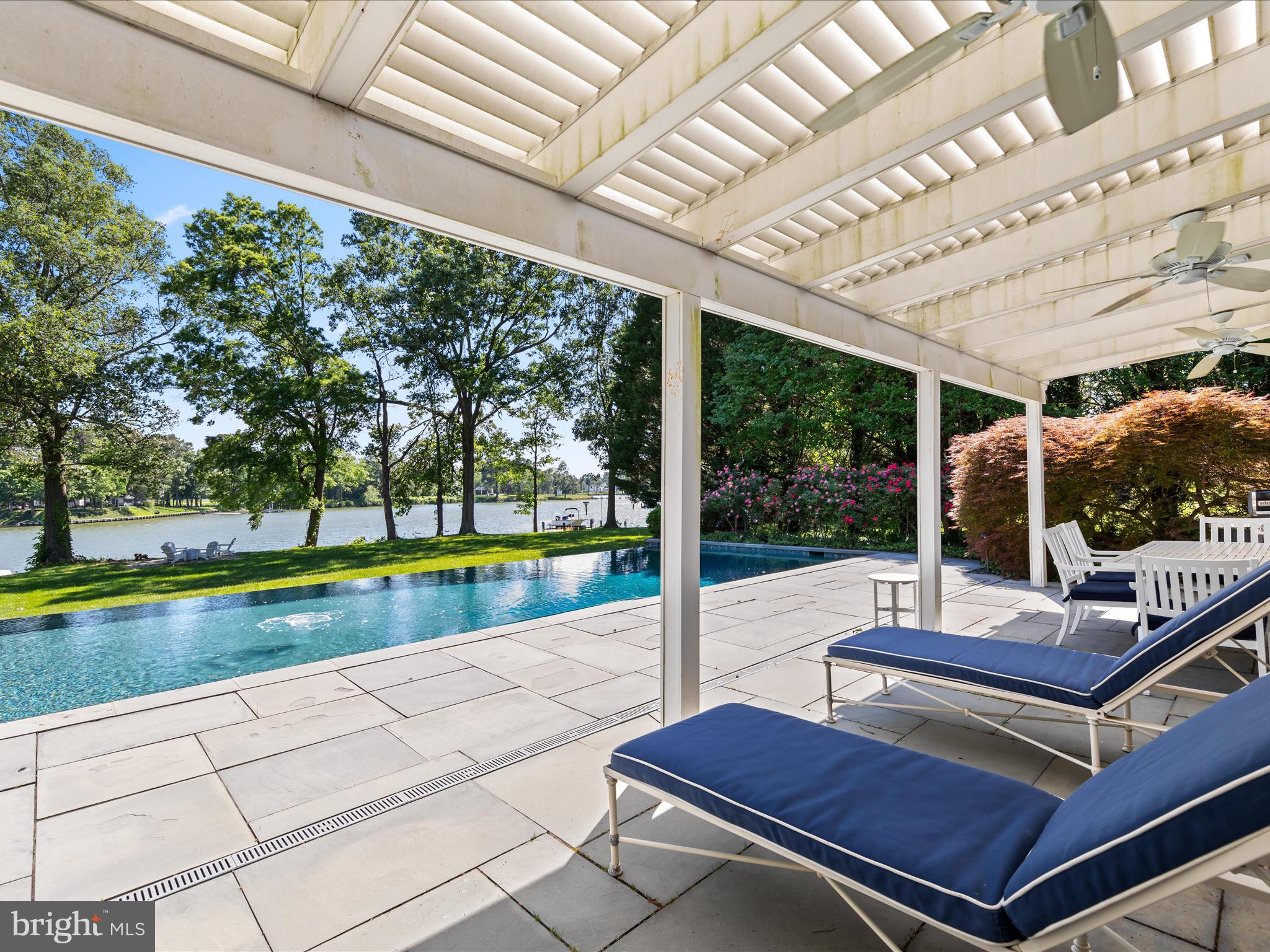 EASTON - Residential