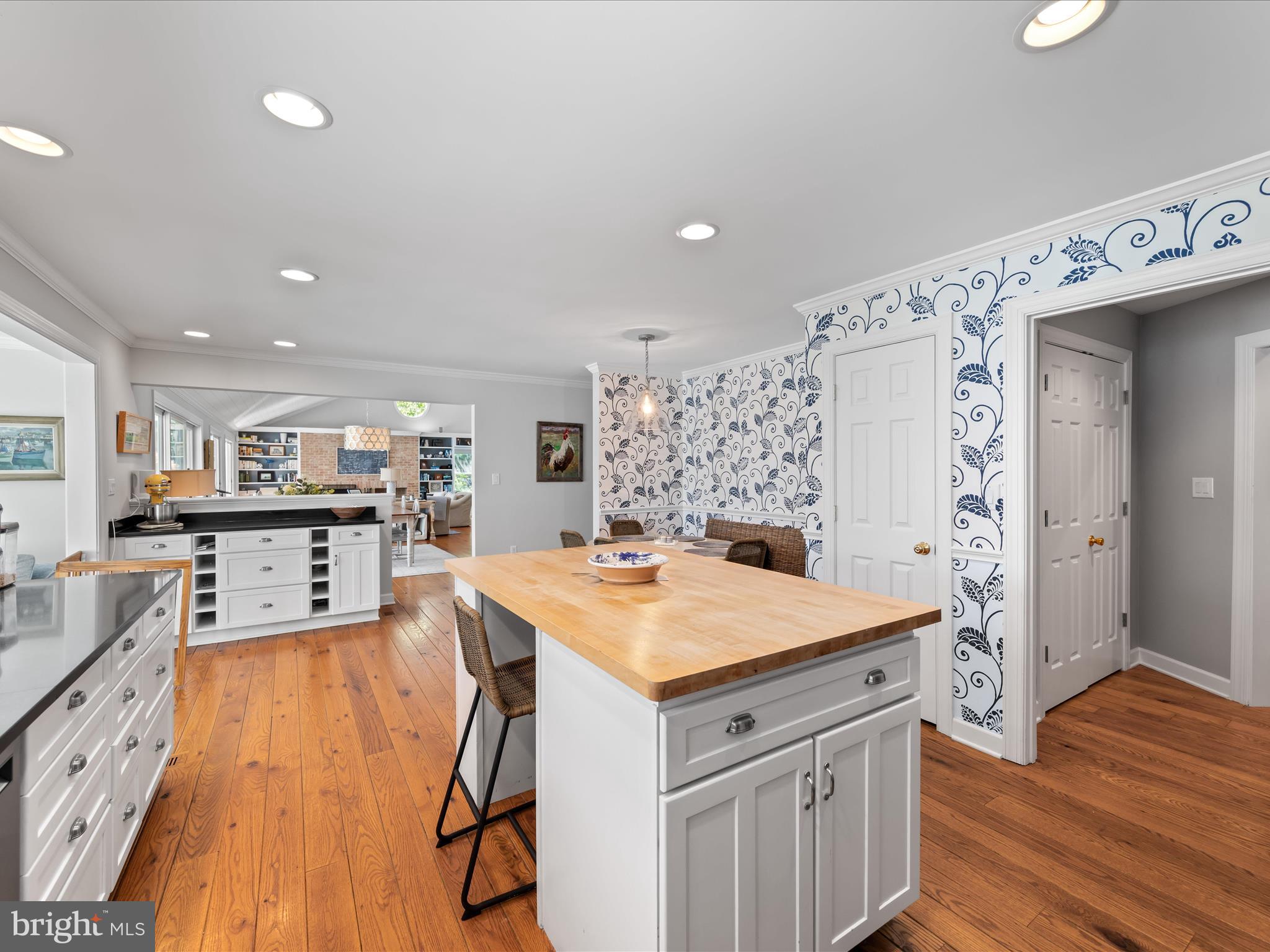 EASTON - Residential