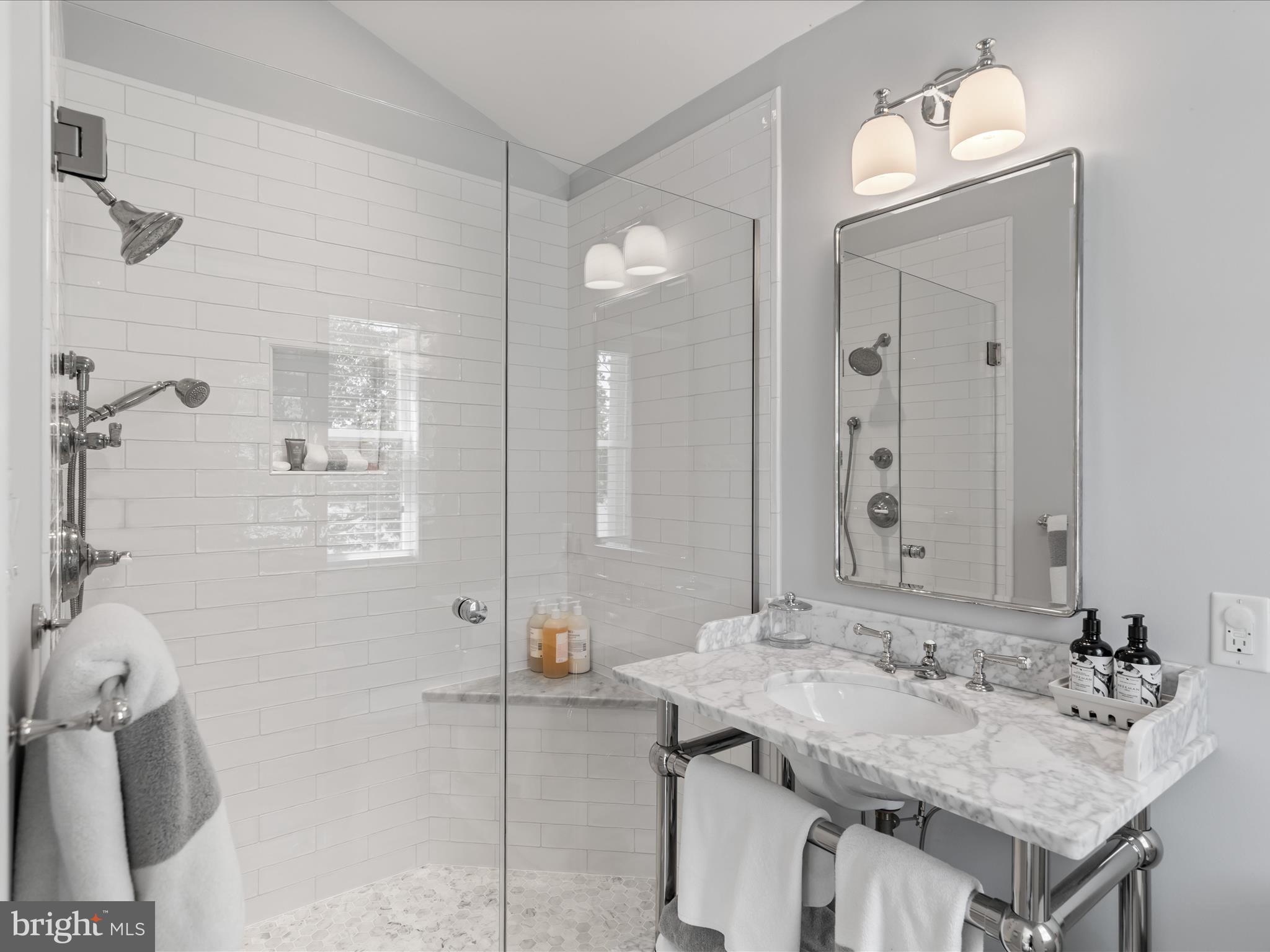 EASTON - Residential