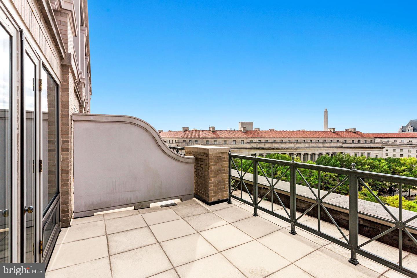 PENN QUARTER - Residential Lease