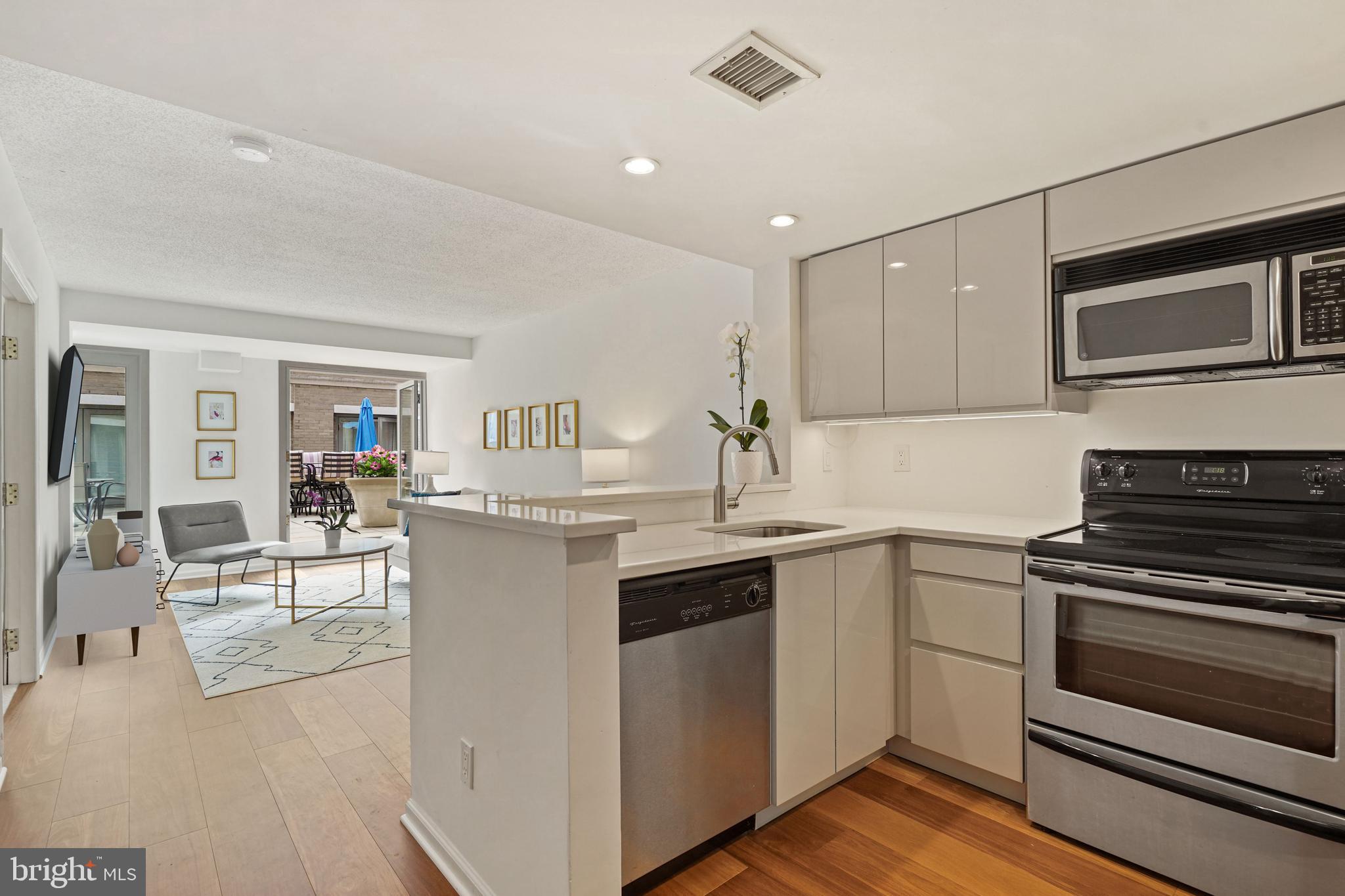 PENN QUARTER - Residential Lease