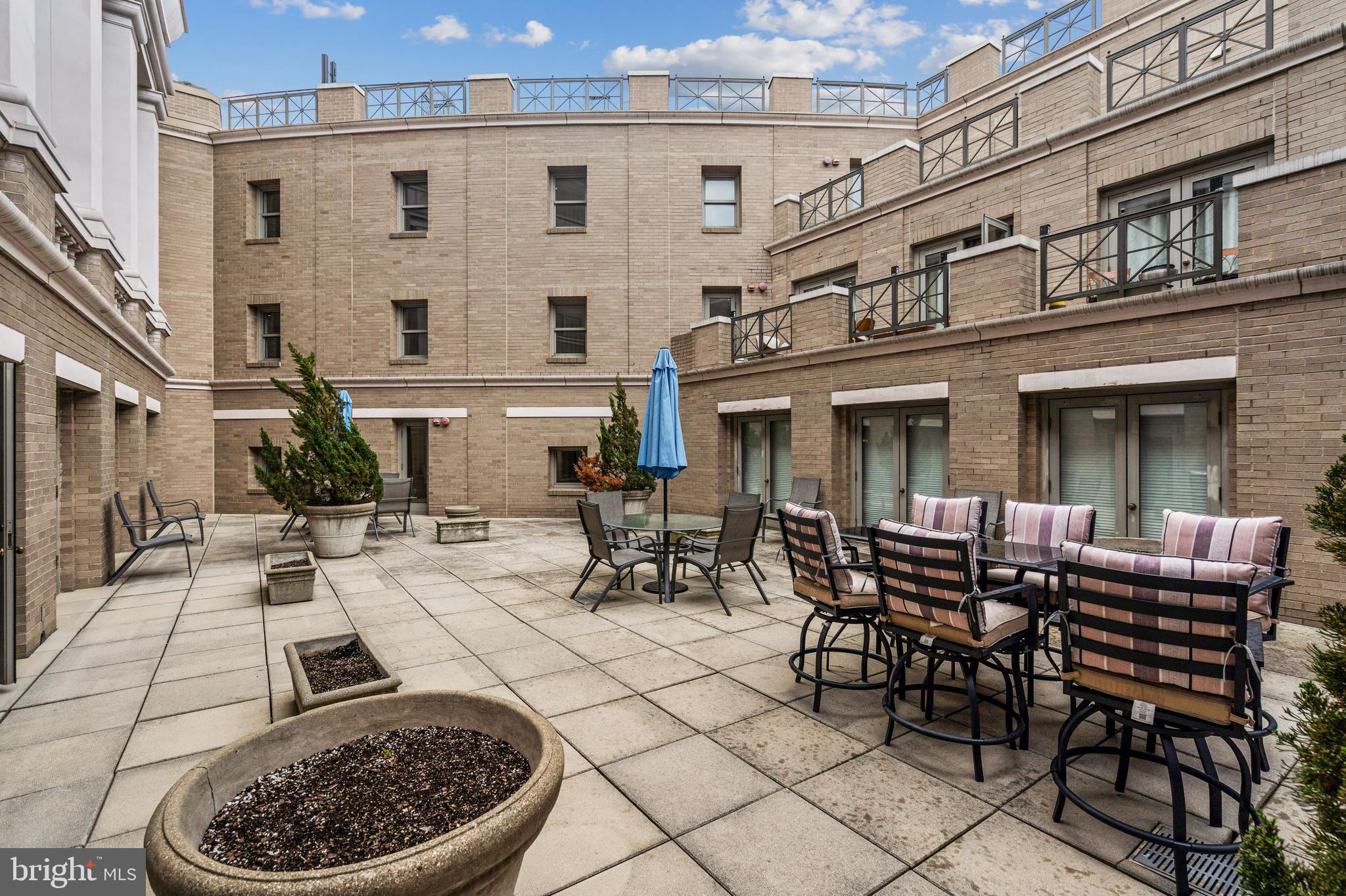 PENN QUARTER - Residential Lease