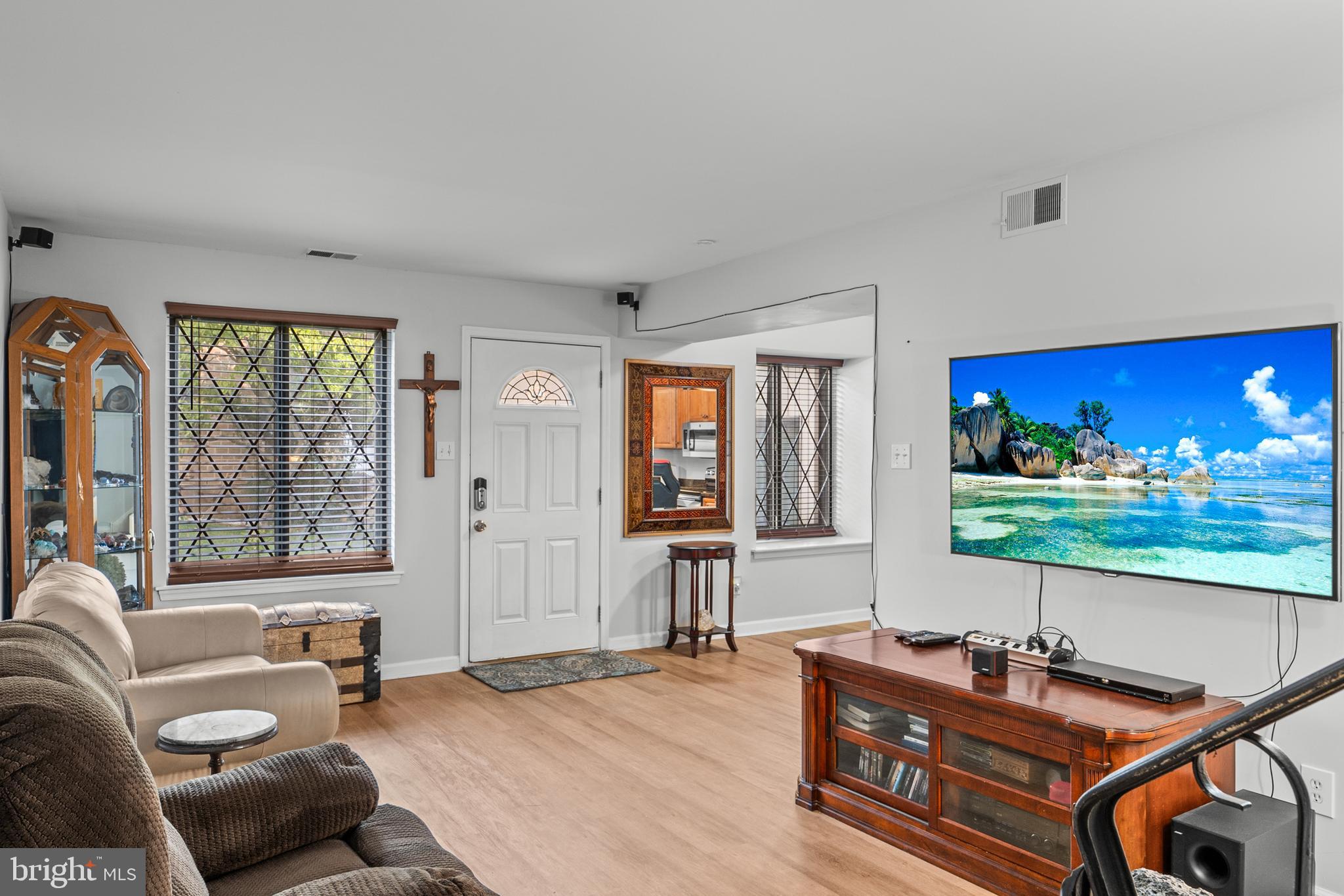 HILLTOP - Residential