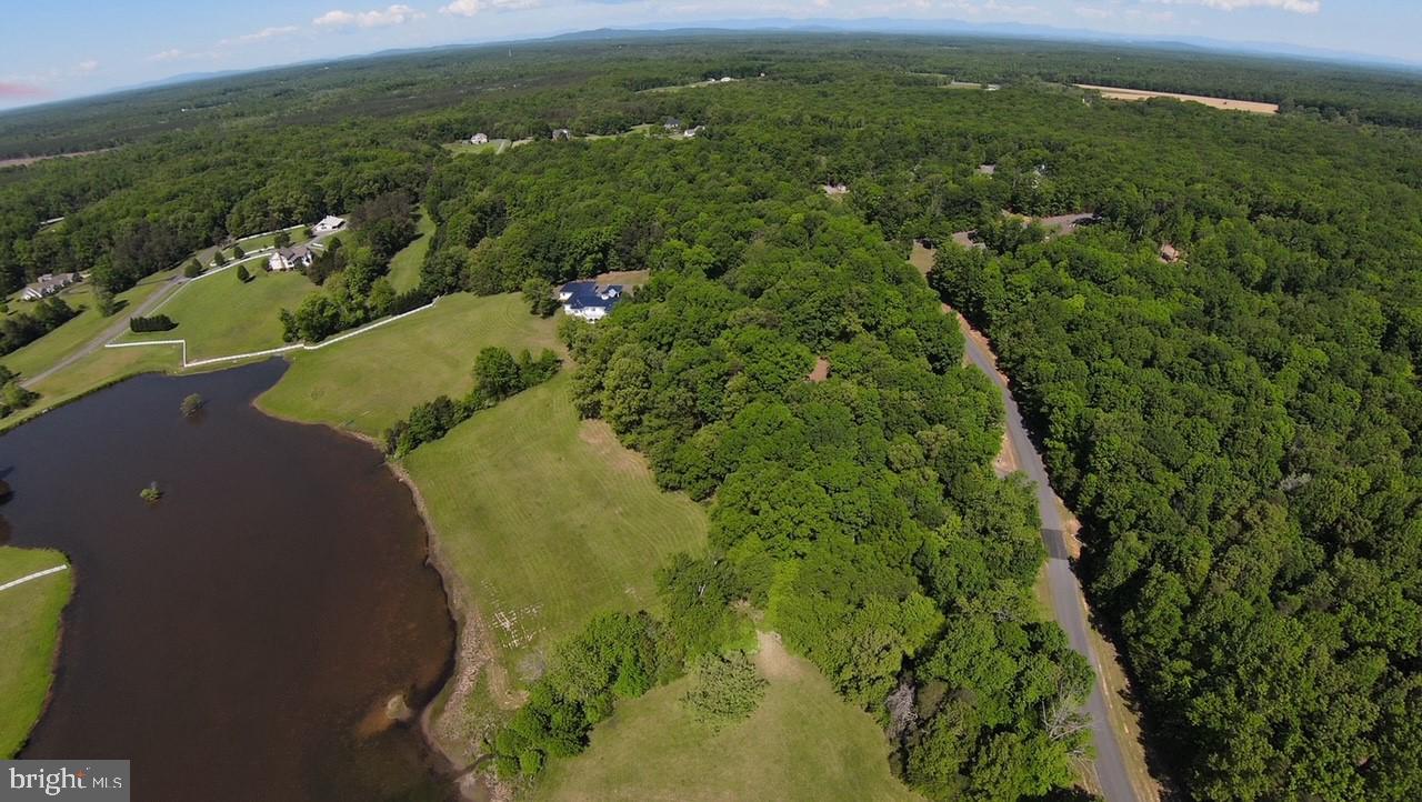 MEADOWLAND - Residential