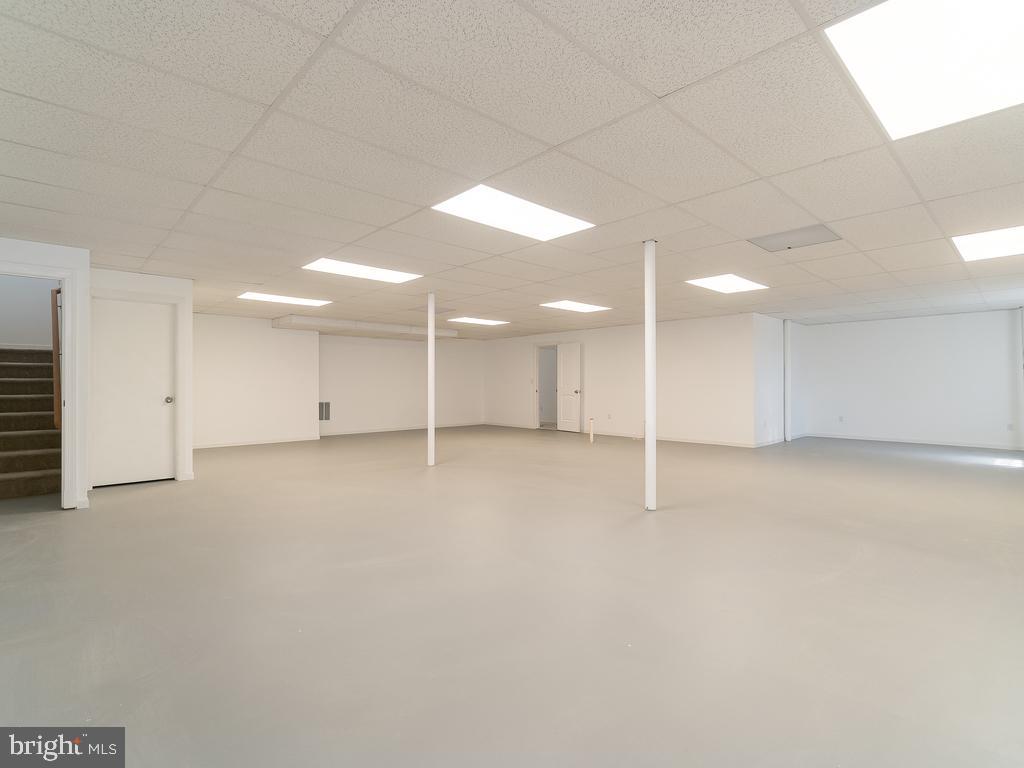 MEADOWLAND - Residential