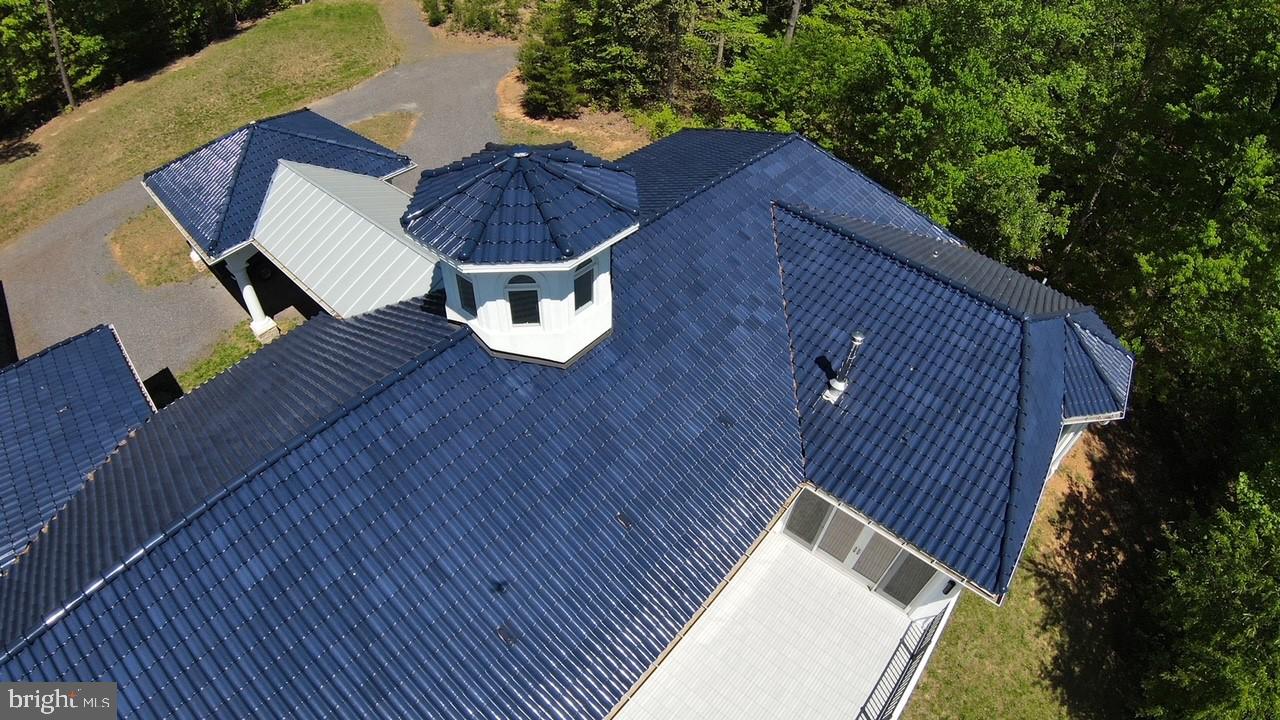 MEADOWLAND - Residential