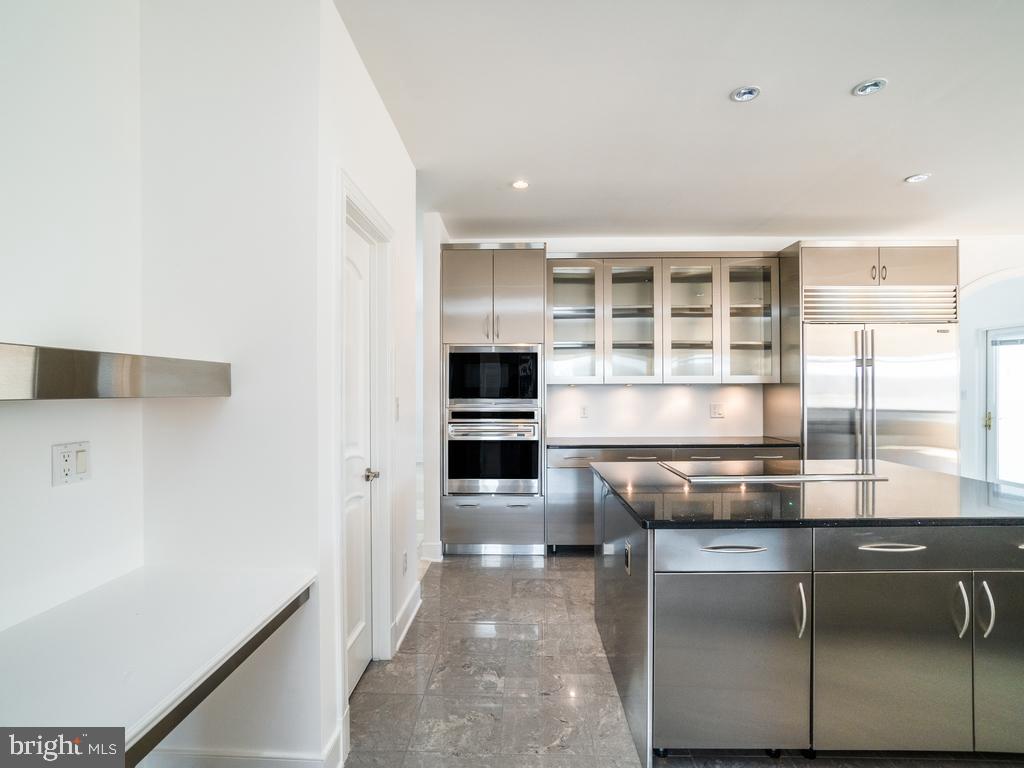 MEADOWLAND - Residential