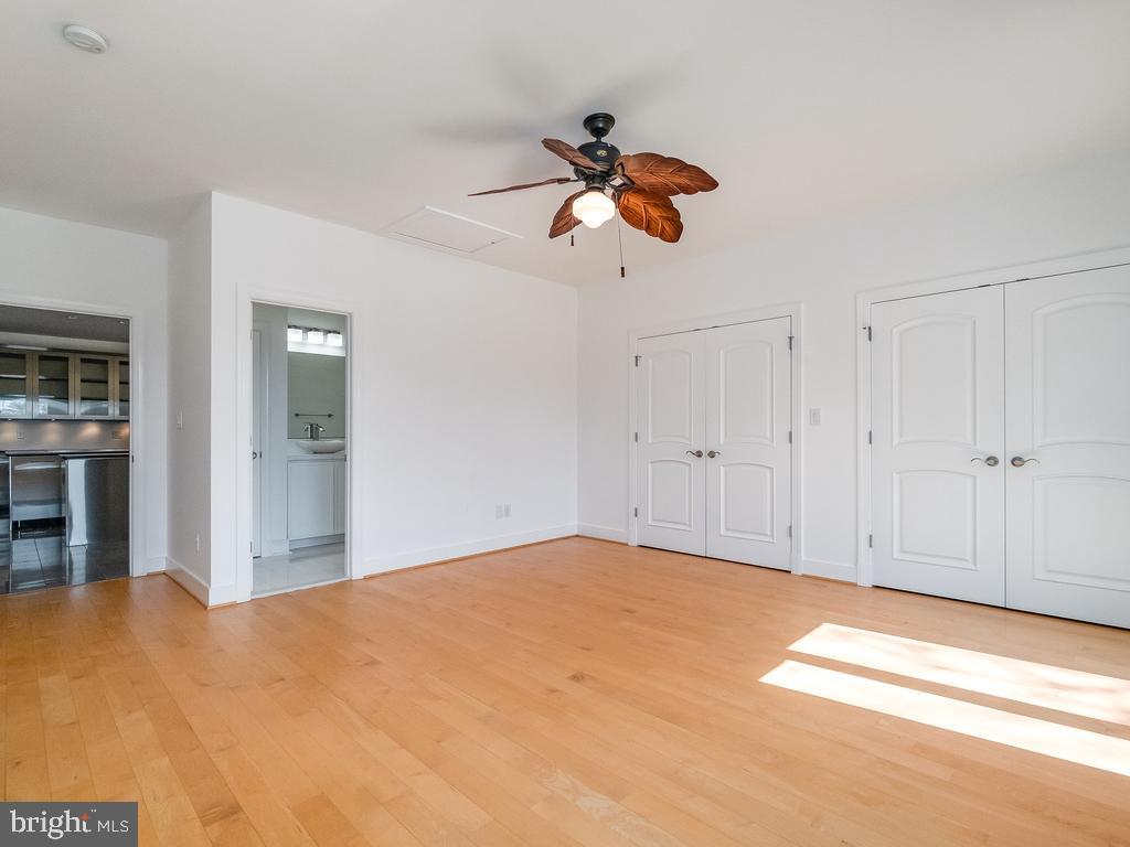 MEADOWLAND - Residential