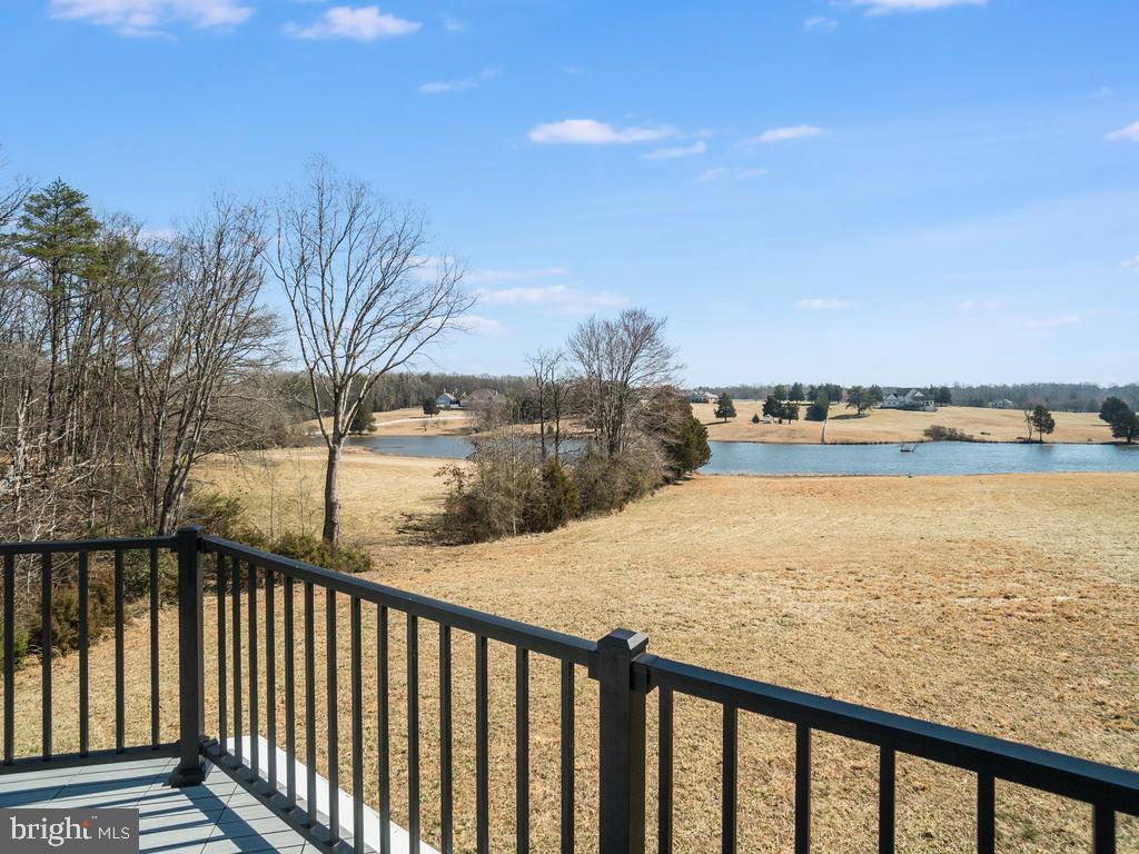 MEADOWLAND - Residential