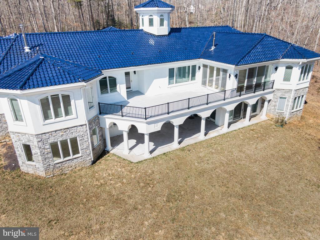 MEADOWLAND - Residential