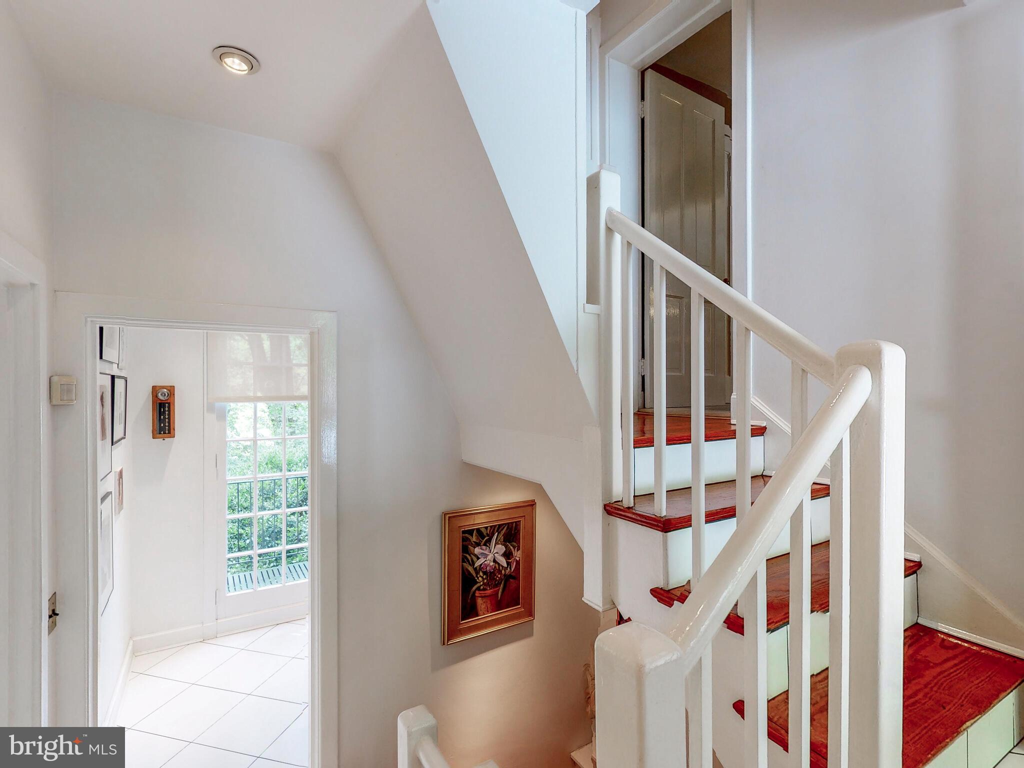 ROLAND PARK - Residential