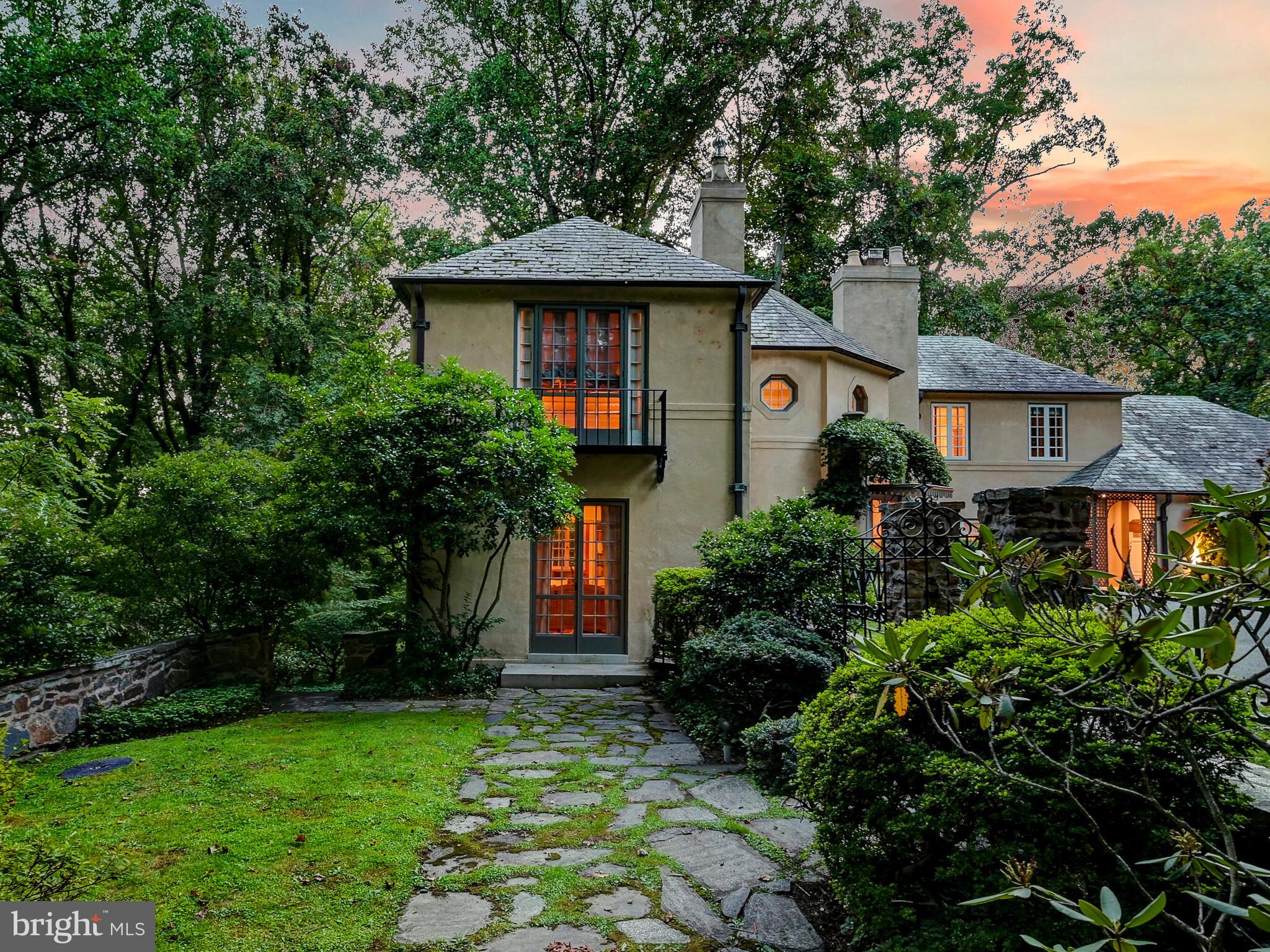 ROLAND PARK - Residential