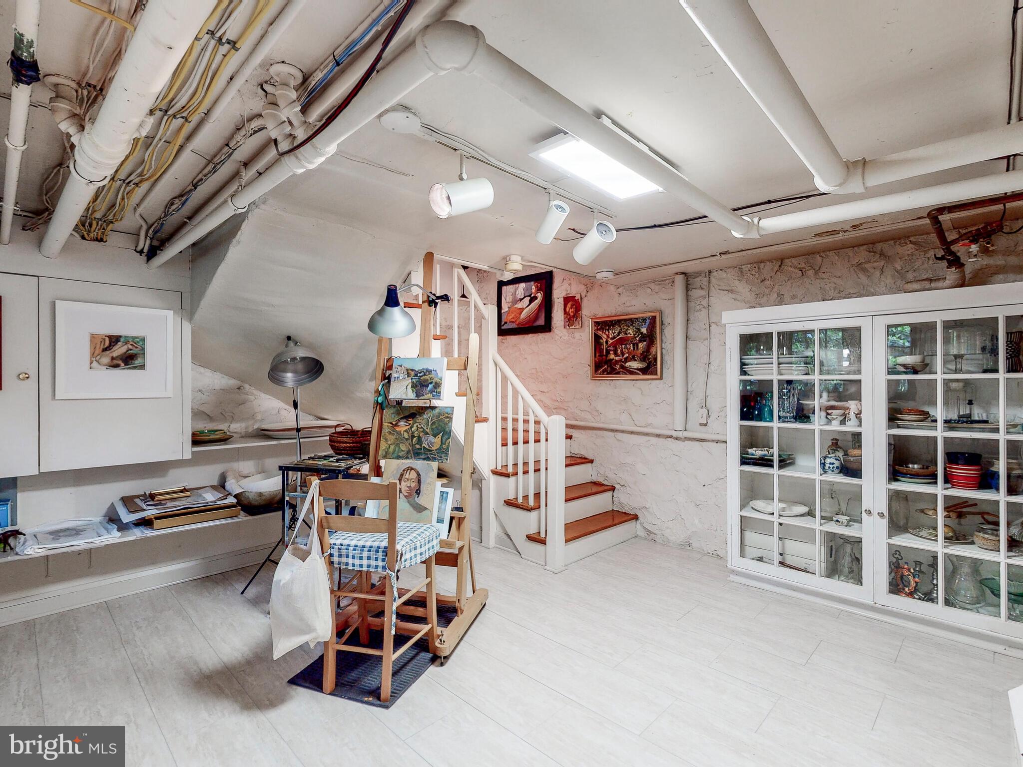 ROLAND PARK - Residential