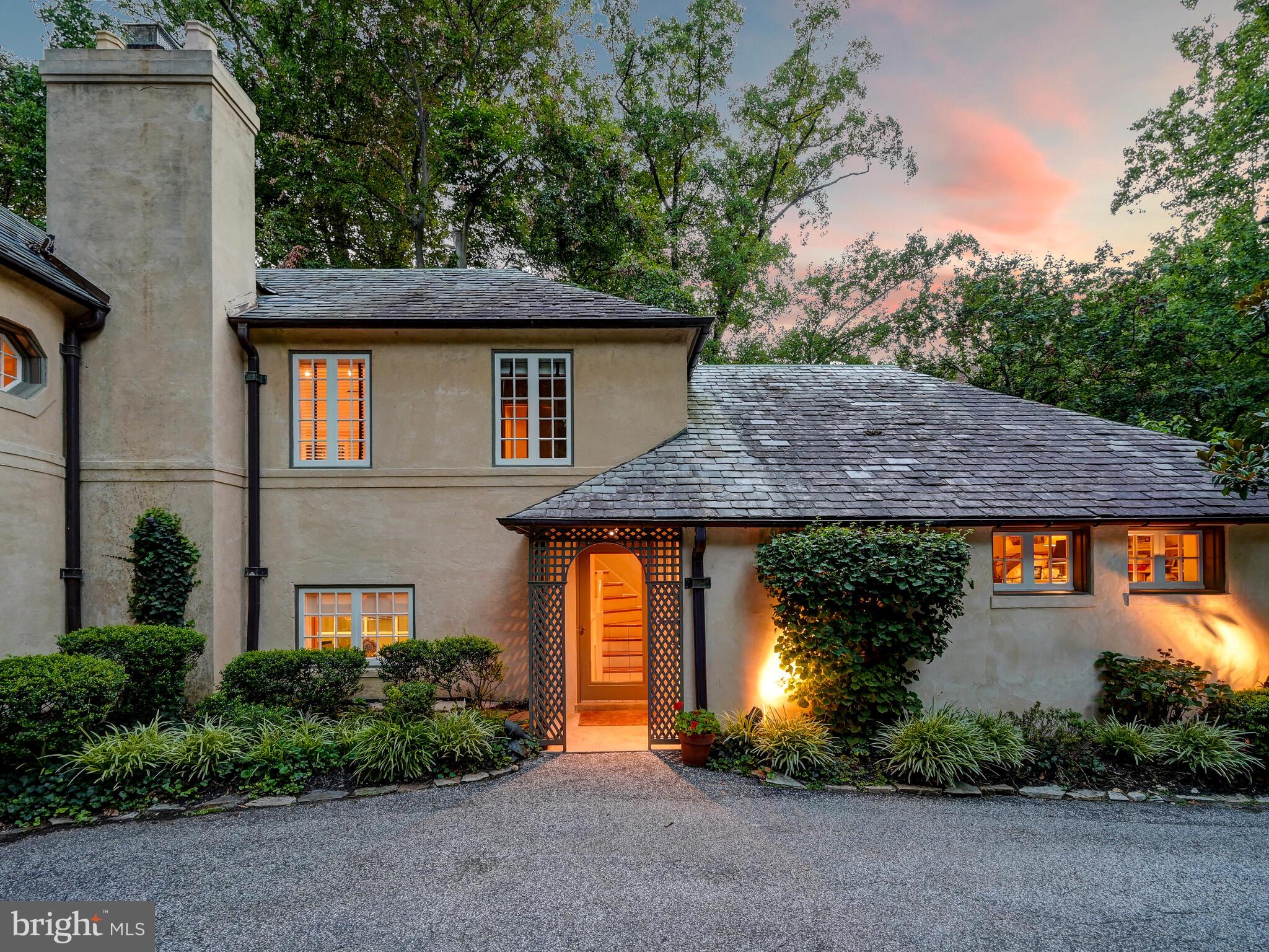 ROLAND PARK - Residential