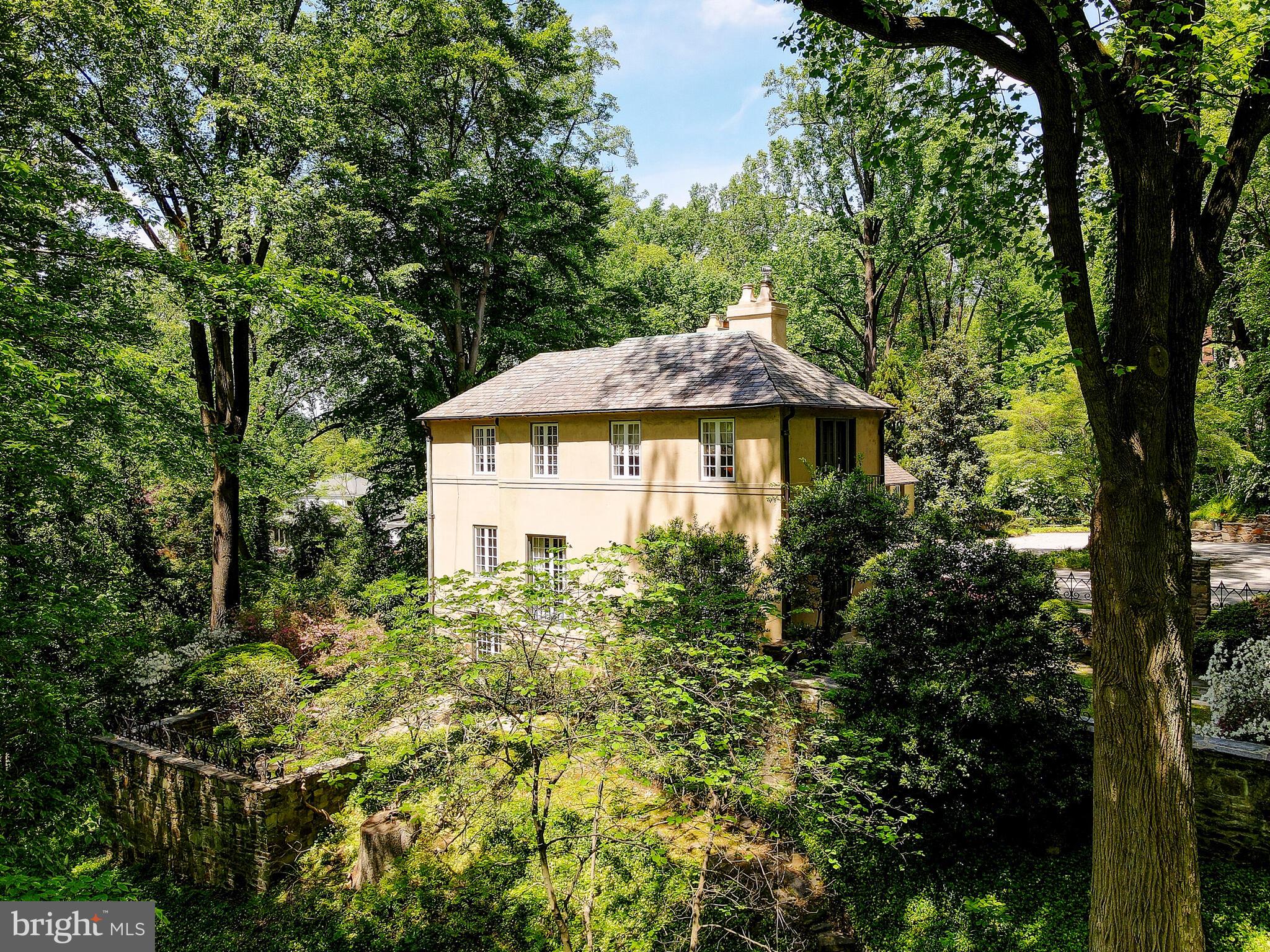 ROLAND PARK - Residential