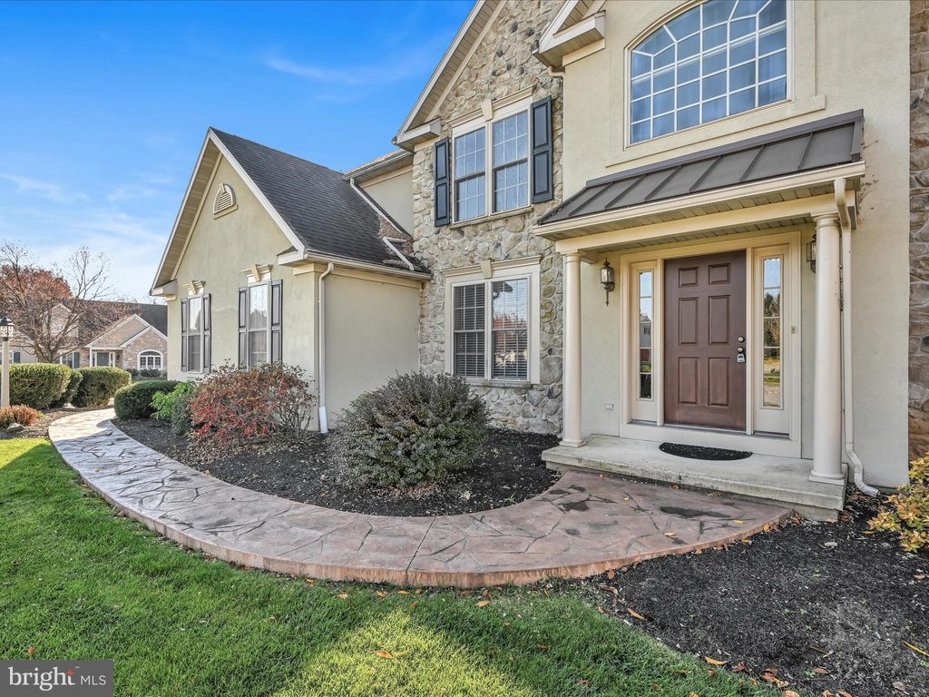 Photo of 190 Hostetter Lane, Lancaster, PA 17602 (MLS # PALA2043210)