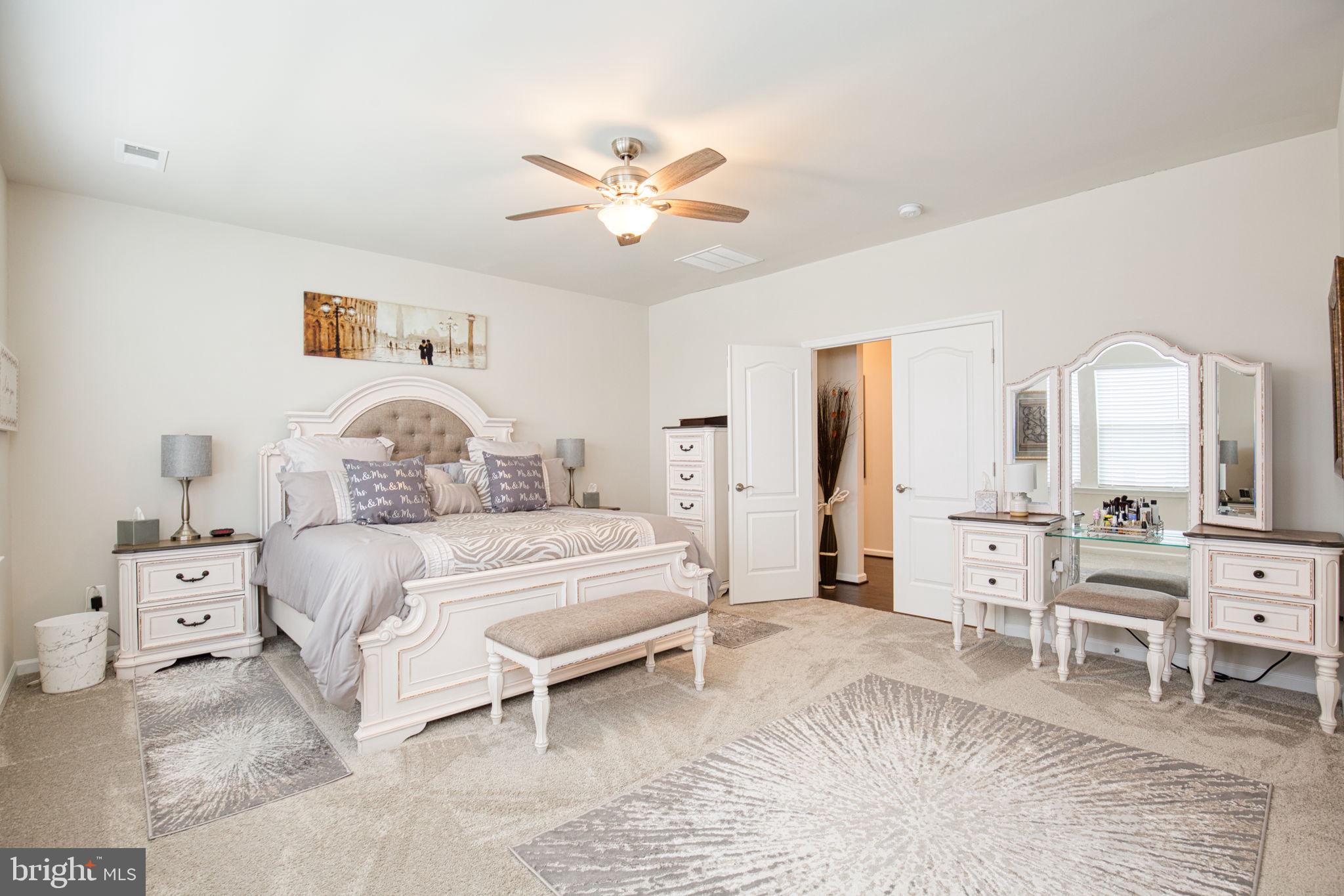 LIBERTY KNOLLS - Residential