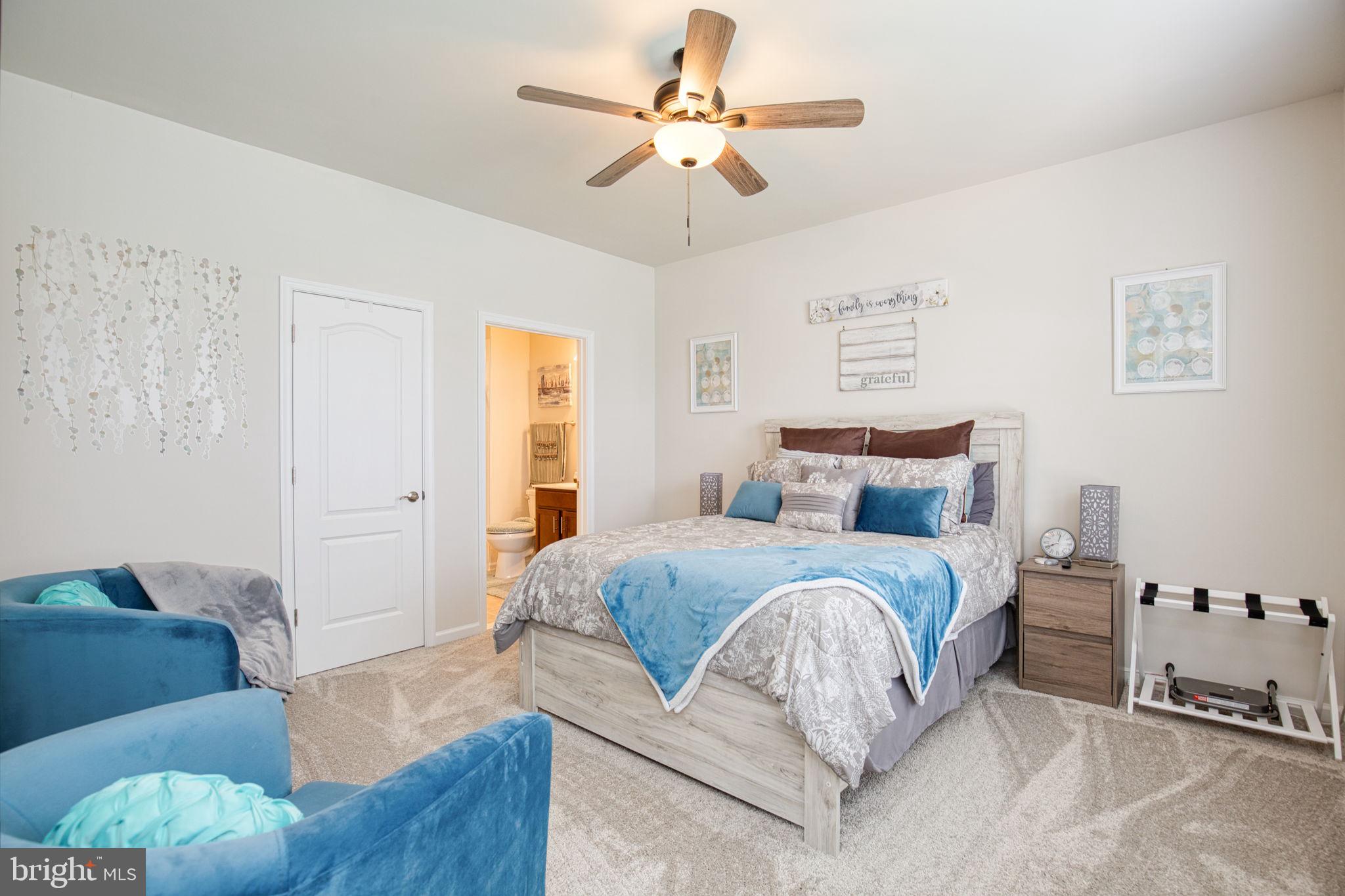 LIBERTY KNOLLS - Residential