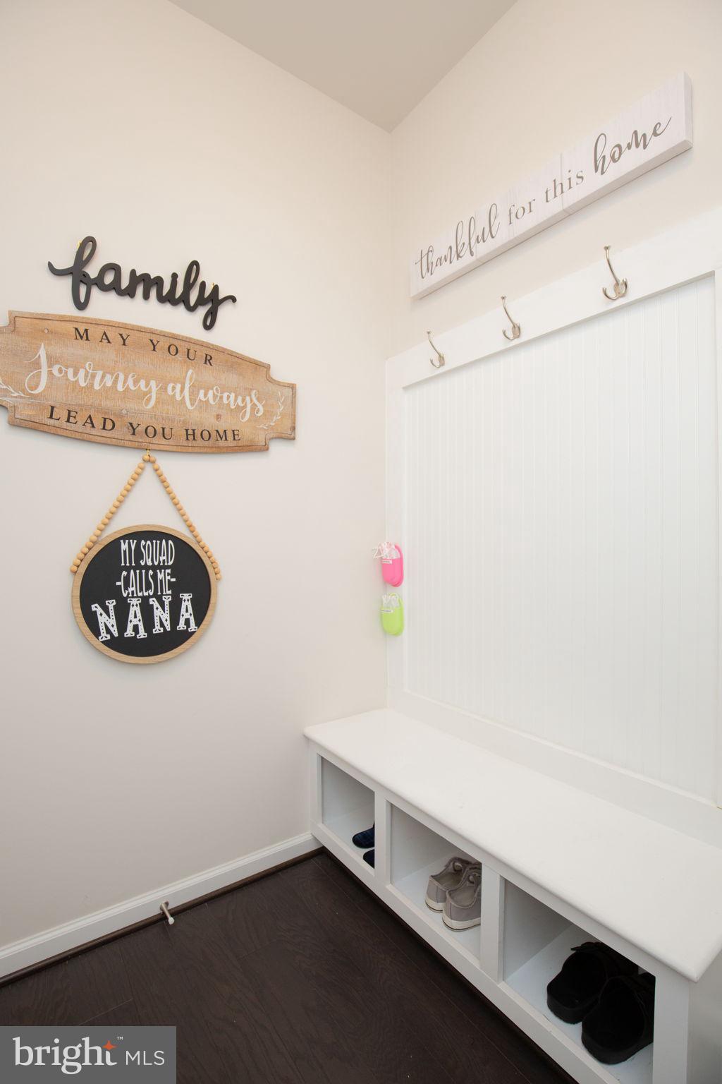 LIBERTY KNOLLS - Residential