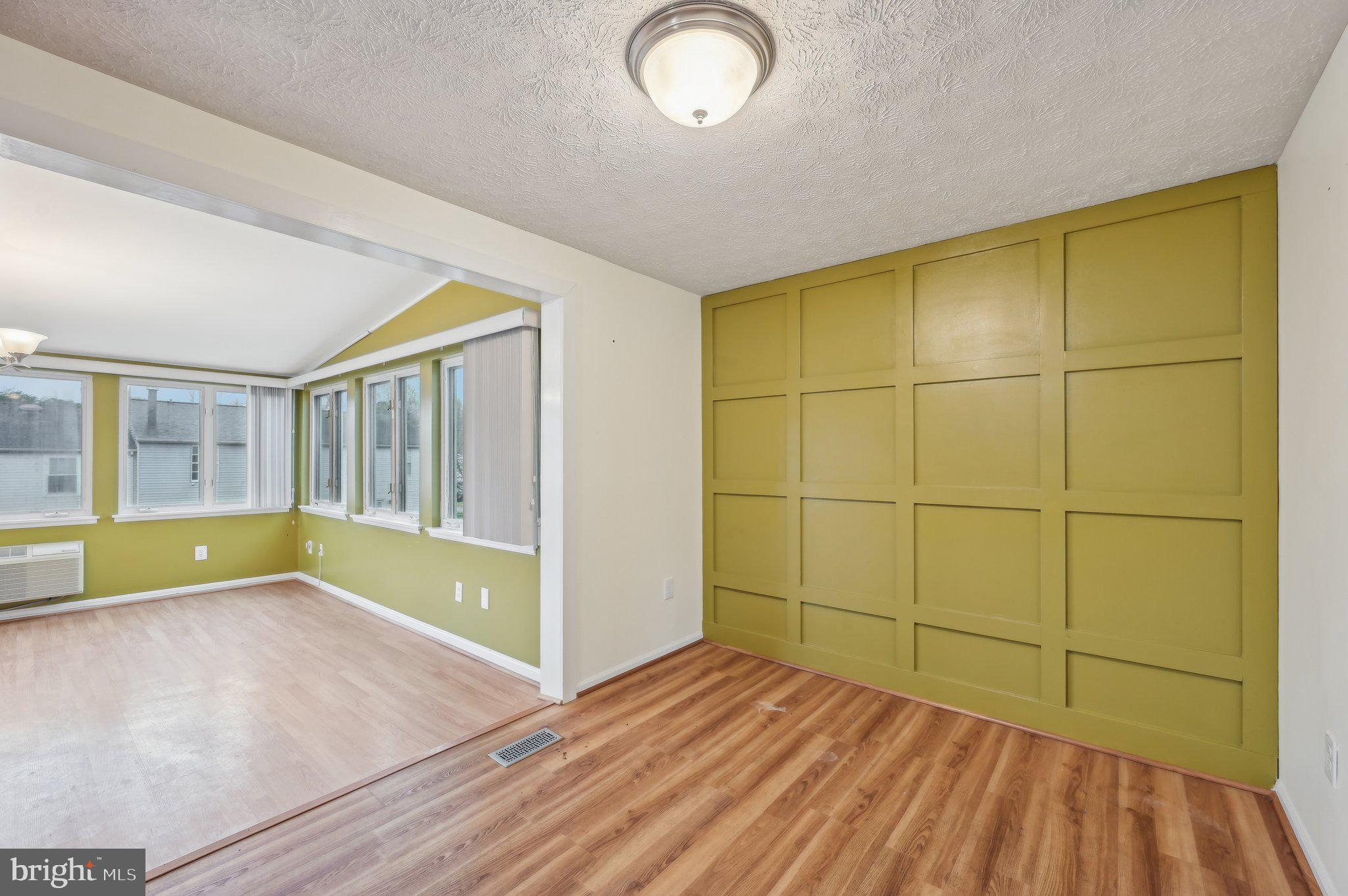 RIDGELYS CHOICE - Residential