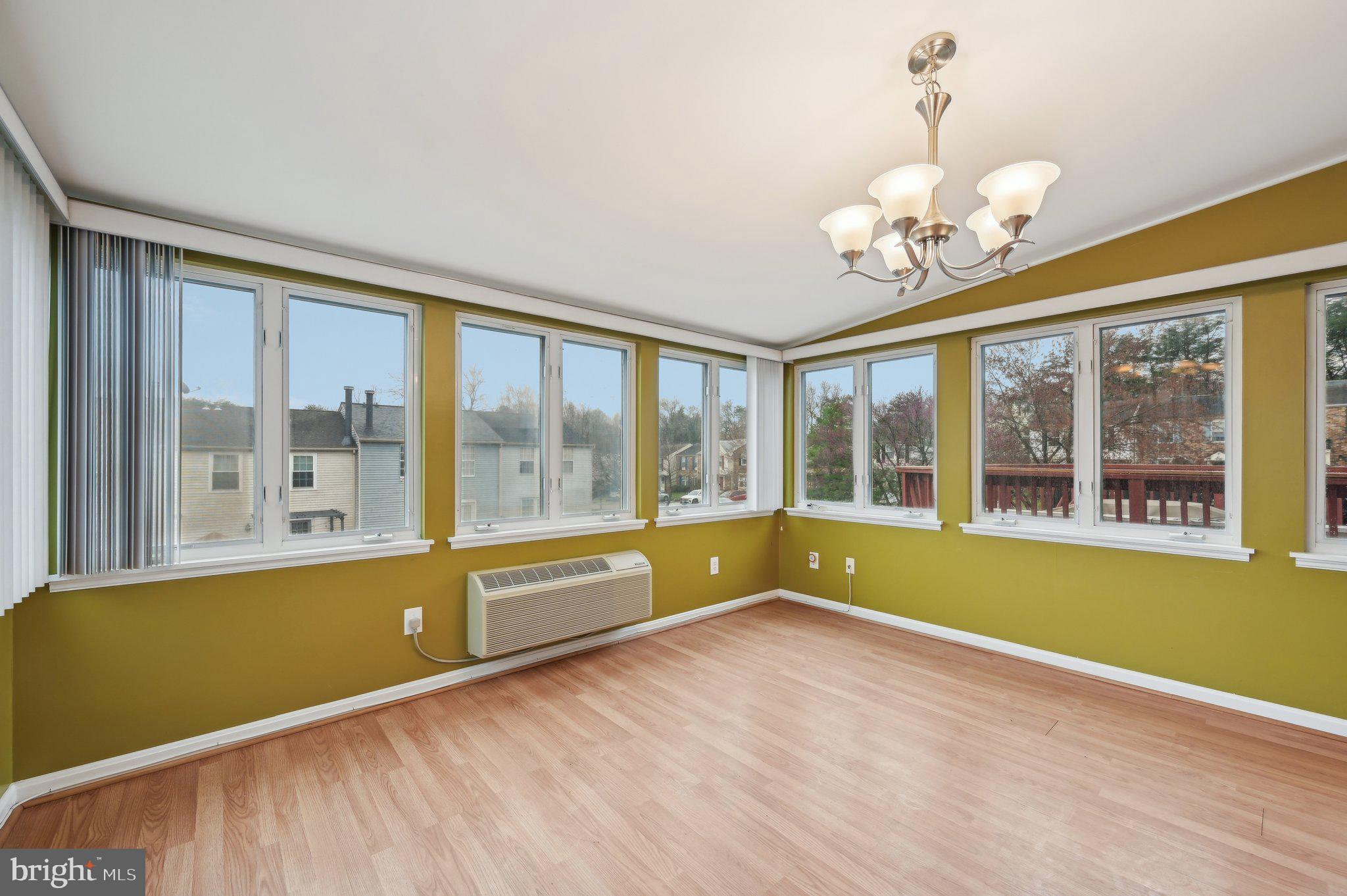 RIDGELYS CHOICE - Residential