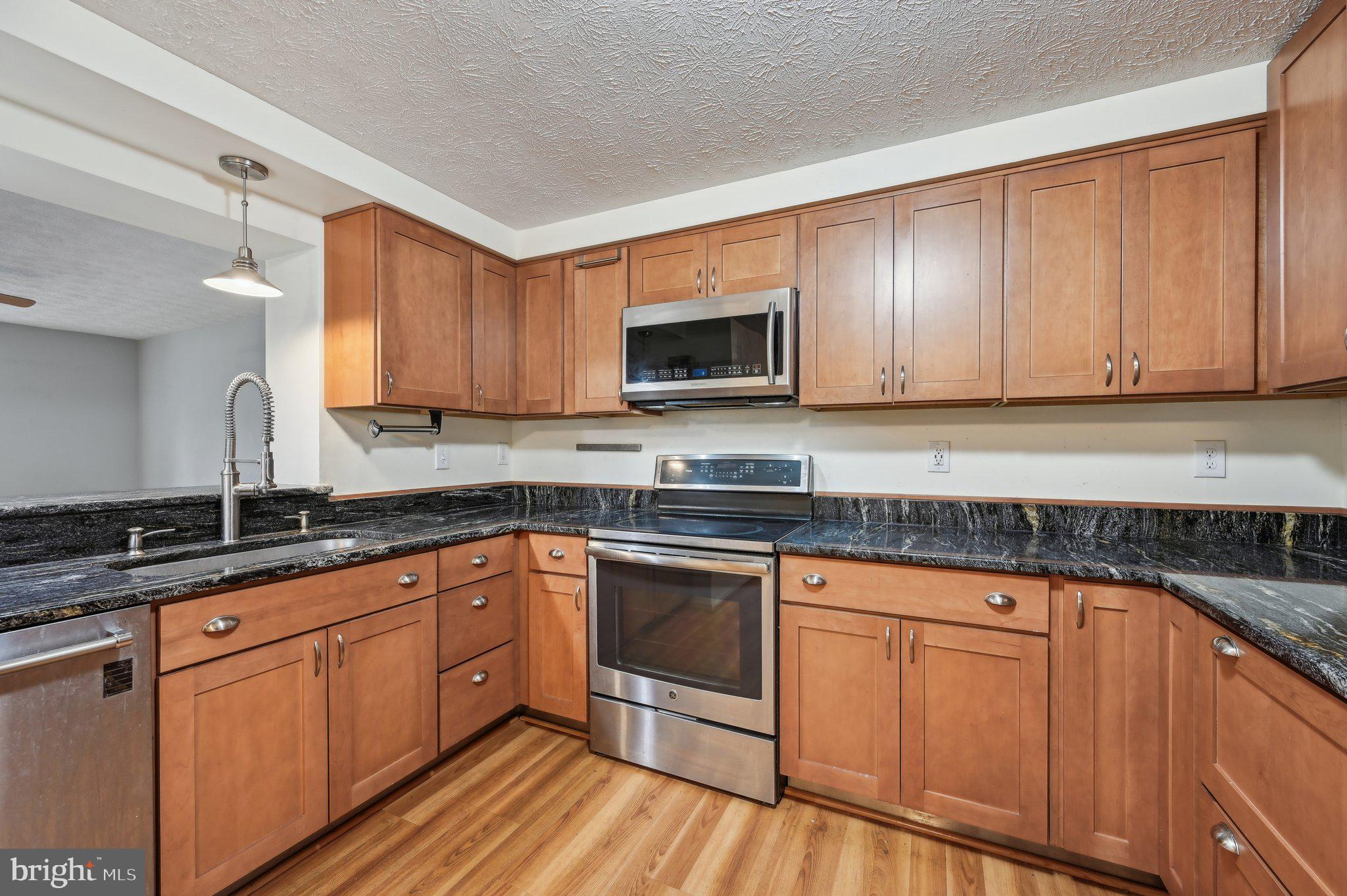 RIDGELYS CHOICE - Residential