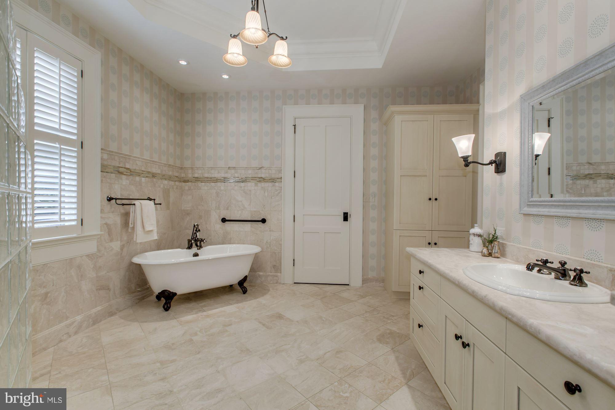 FRANKLIN PARK - Residential