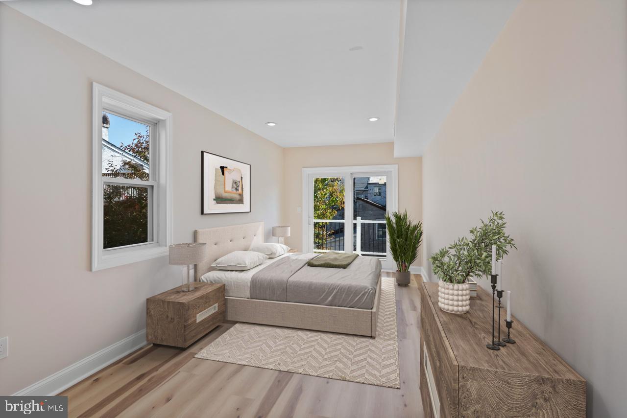 LITTLE ITALY - Residential