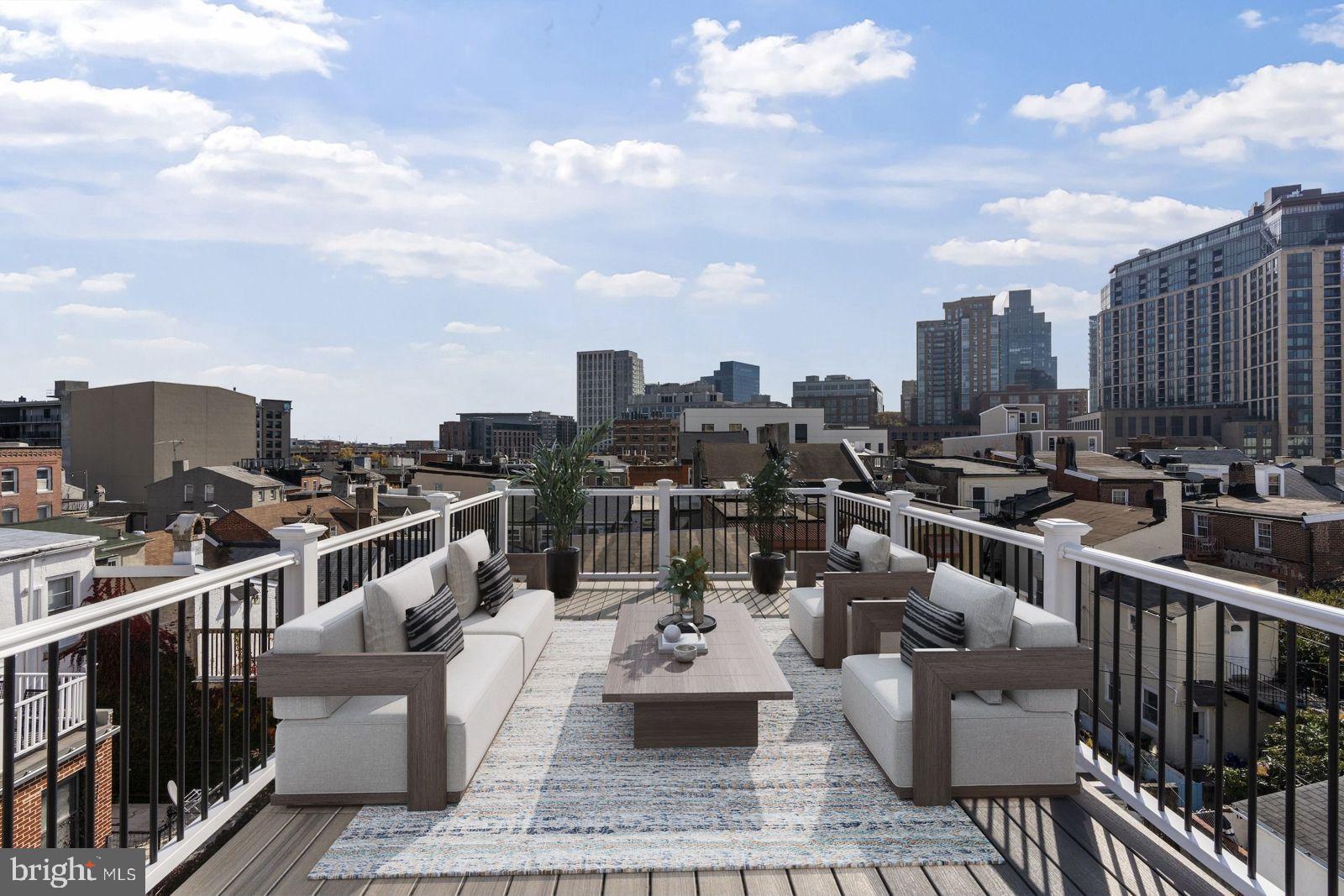 LITTLE ITALY - Residential