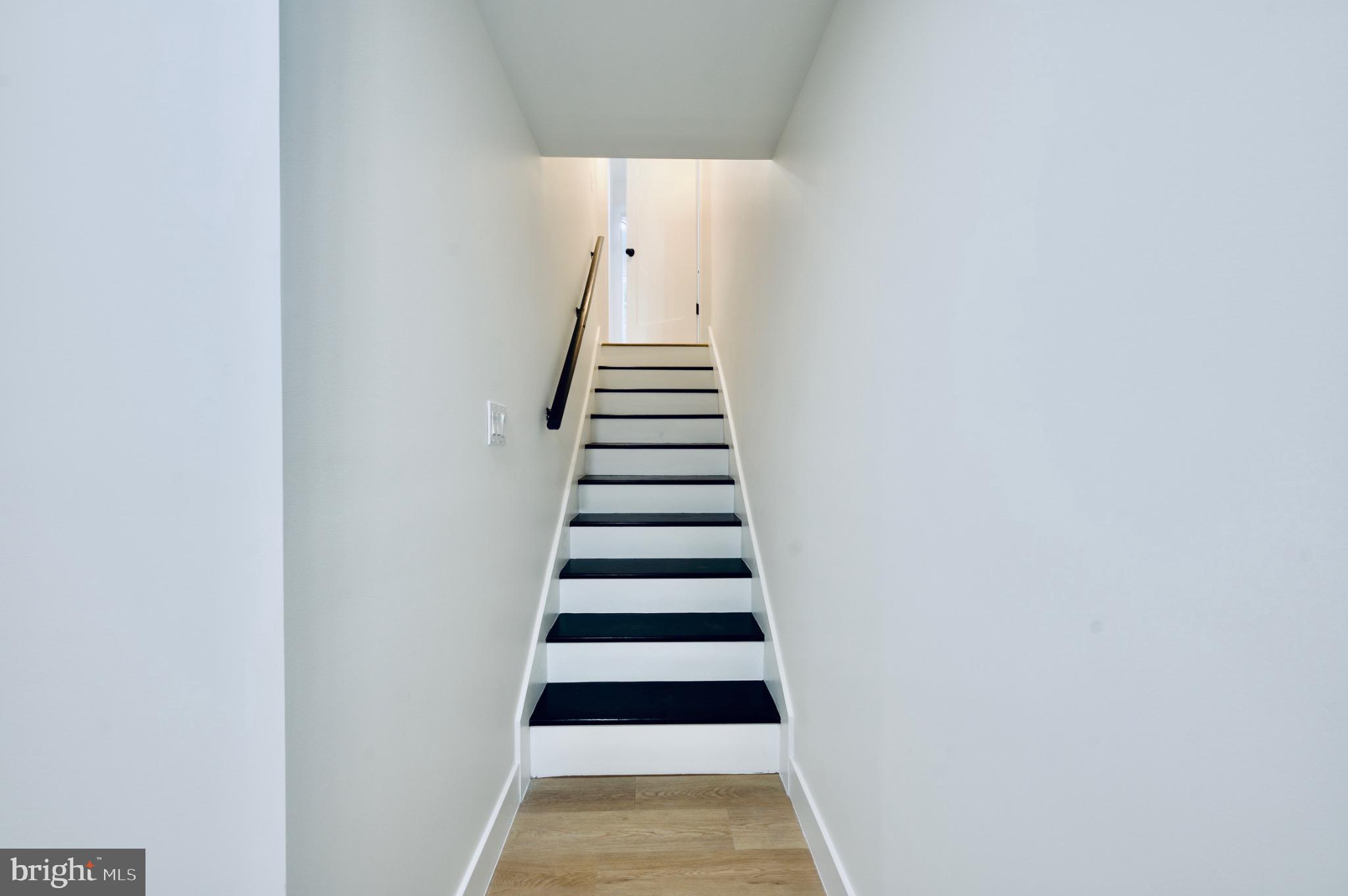 FOX MILL ESTATES - Residential