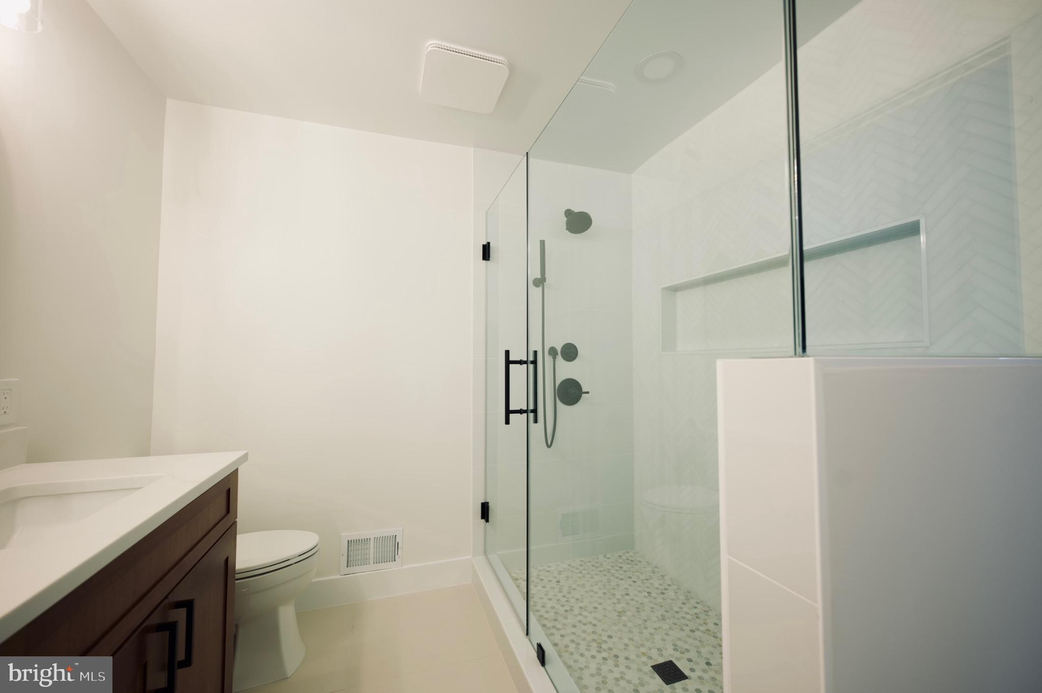 FOX MILL ESTATES - Residential