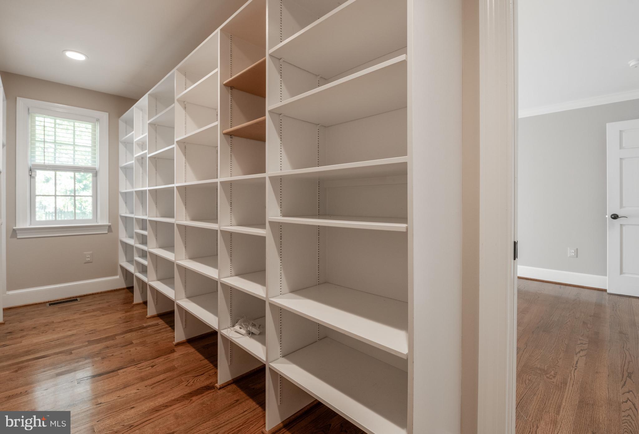 COLLEGE PARK - Residential Lease