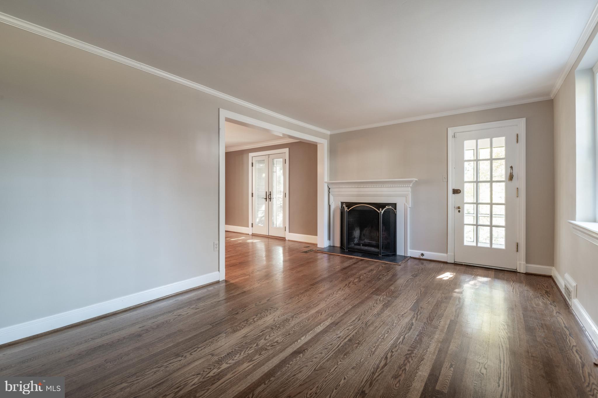 COLLEGE PARK - Residential Lease