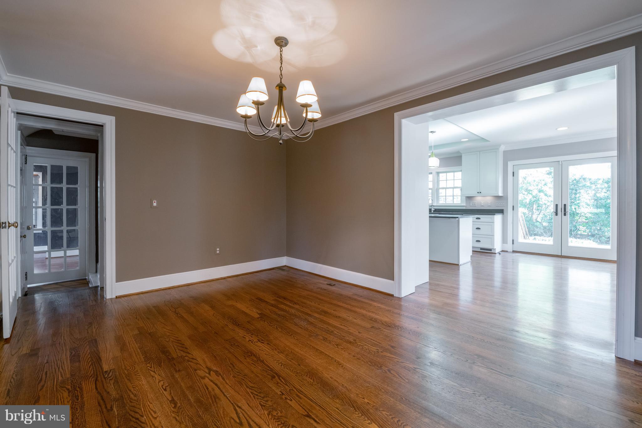 COLLEGE PARK - Residential Lease