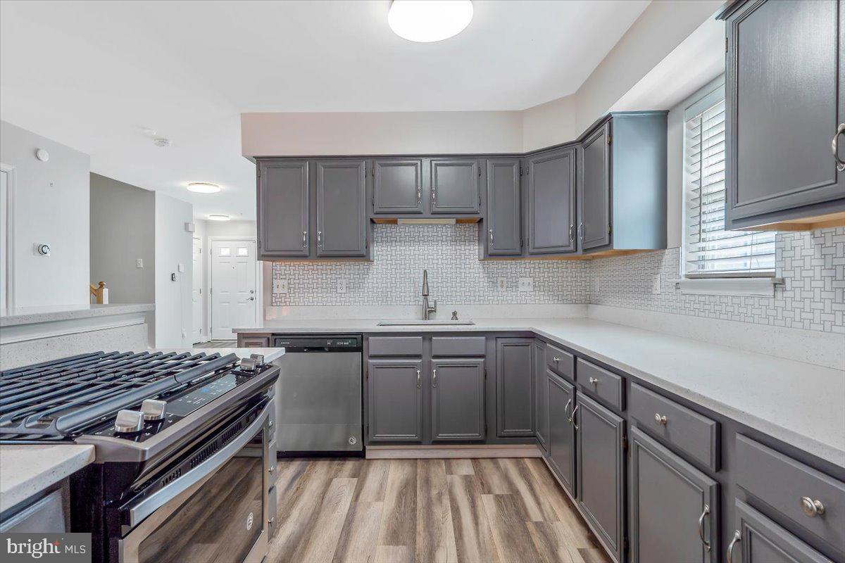 SPRING RIDGE - Residential