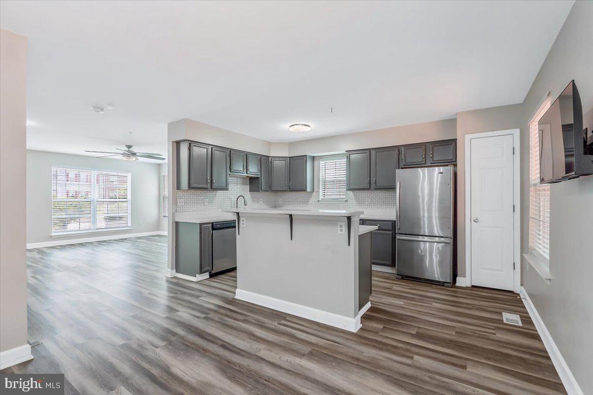 SPRING RIDGE - Residential