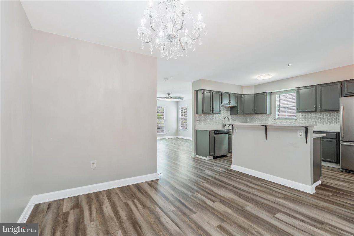 SPRING RIDGE - Residential