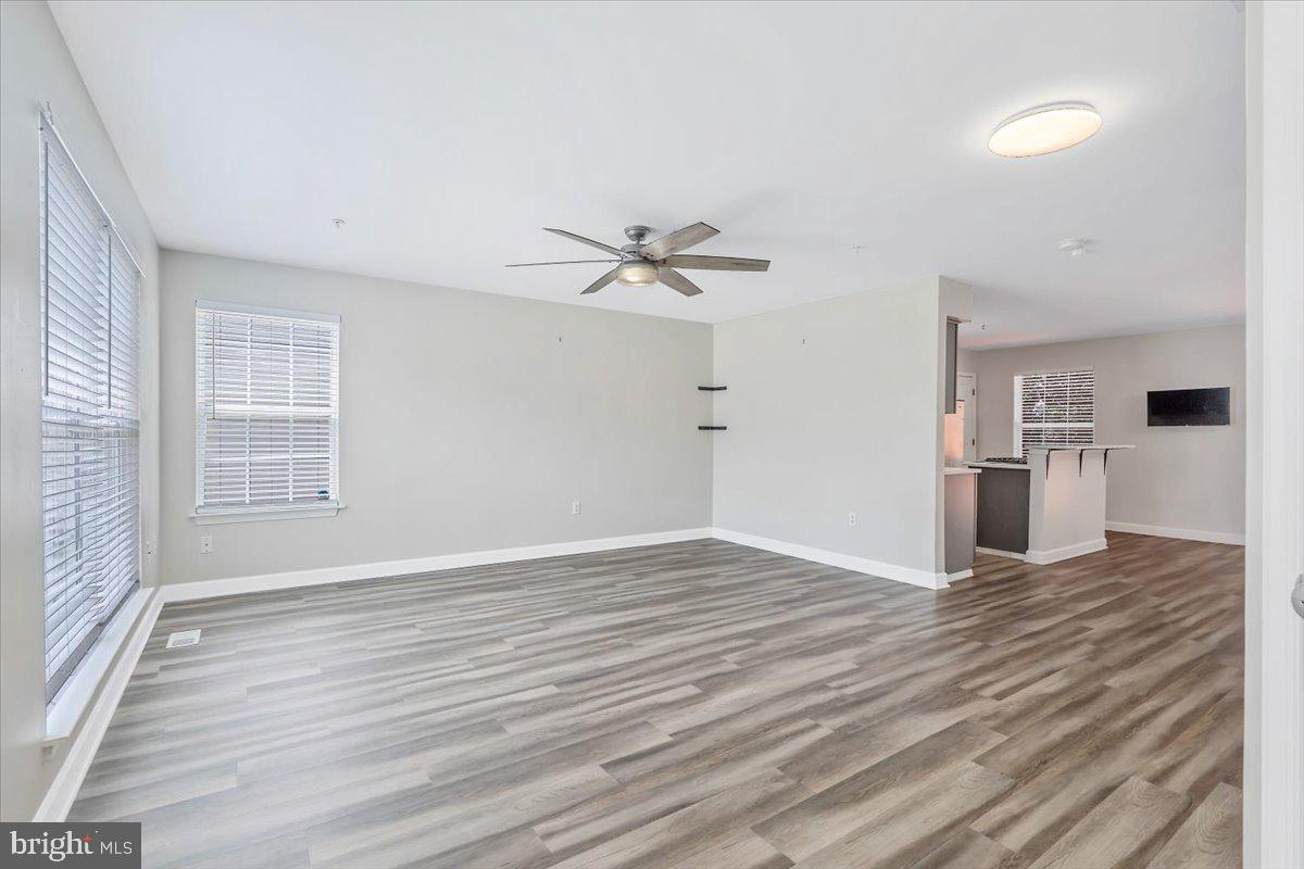 SPRING RIDGE - Residential