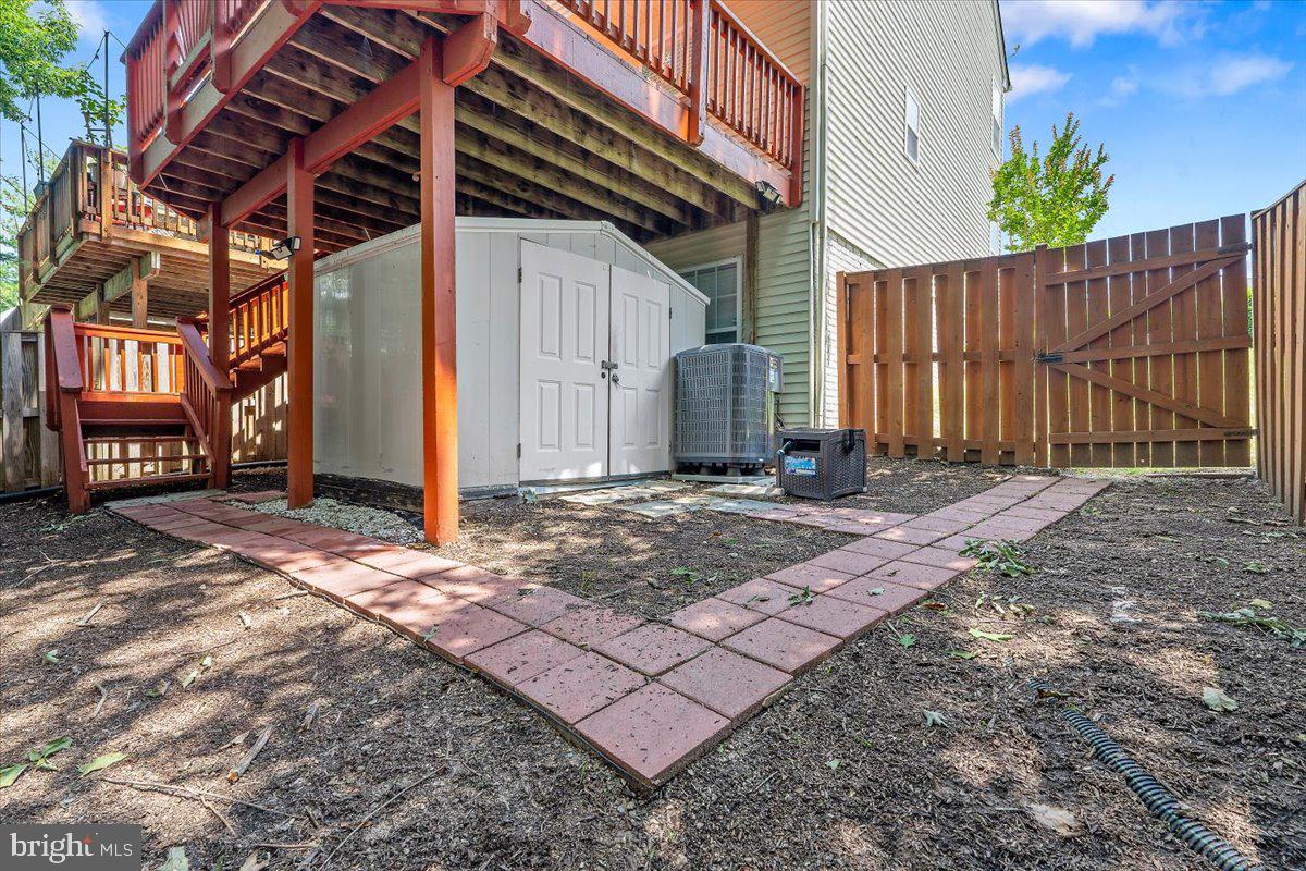 SPRING RIDGE - Residential