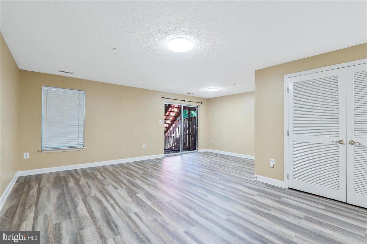 SPRING RIDGE - Residential