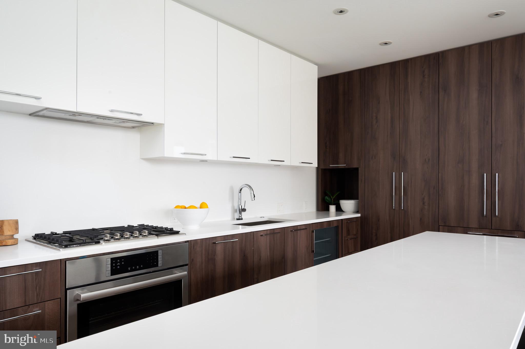 THE BORO TYSONS - Residential