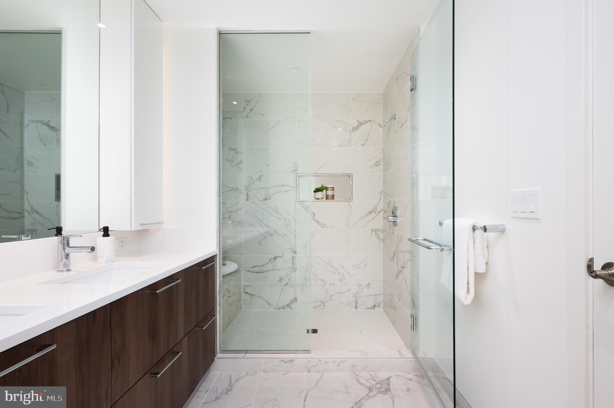 THE BORO TYSONS - Residential