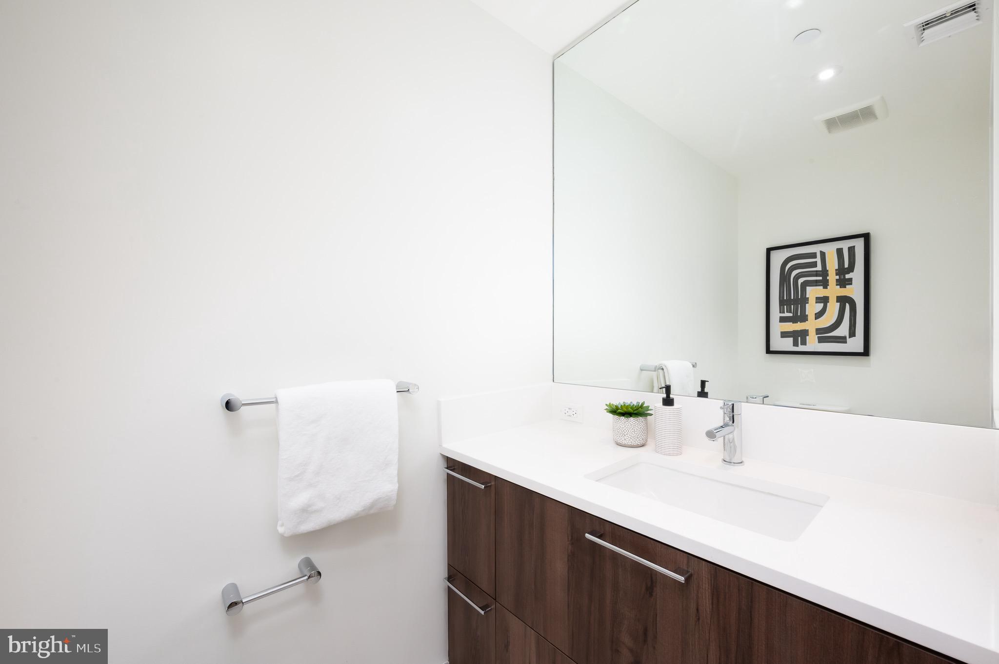 THE BORO TYSONS - Residential