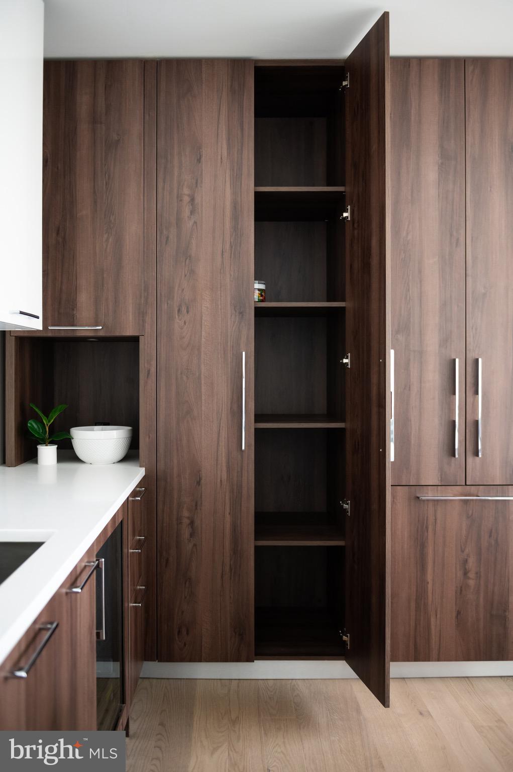 THE BORO TYSONS - Residential