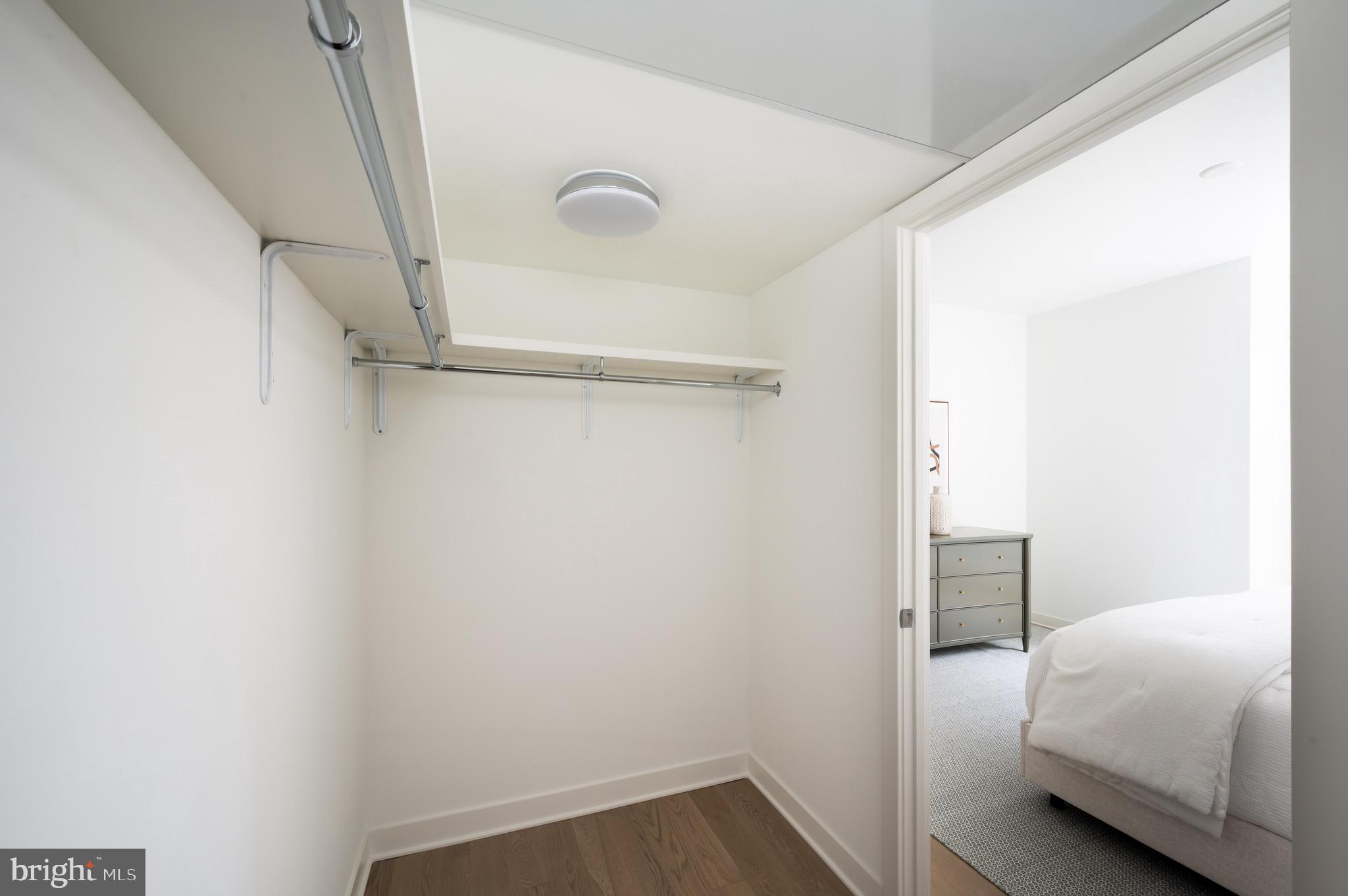 THE BORO TYSONS - Residential