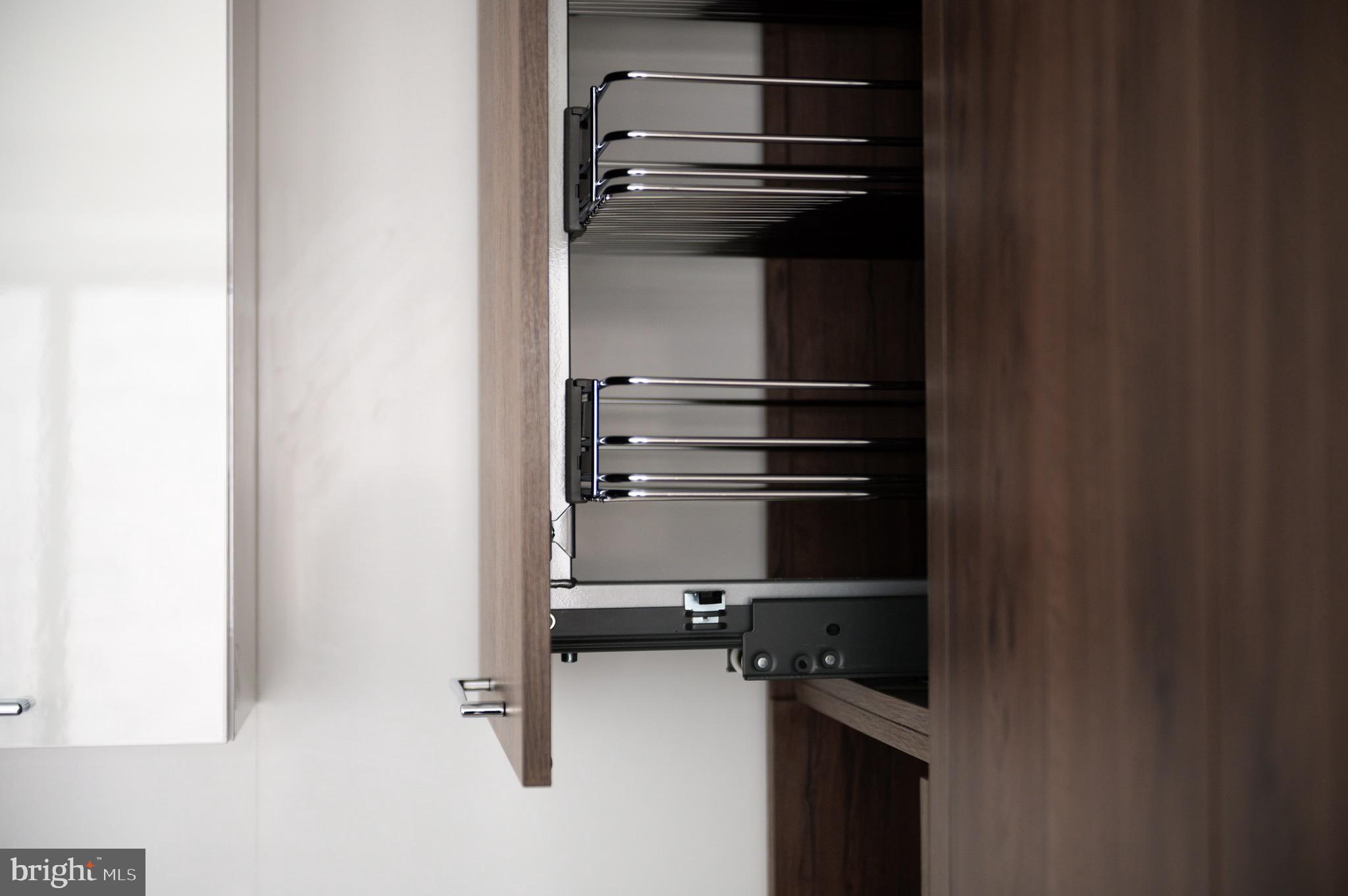 THE BORO TYSONS - Residential